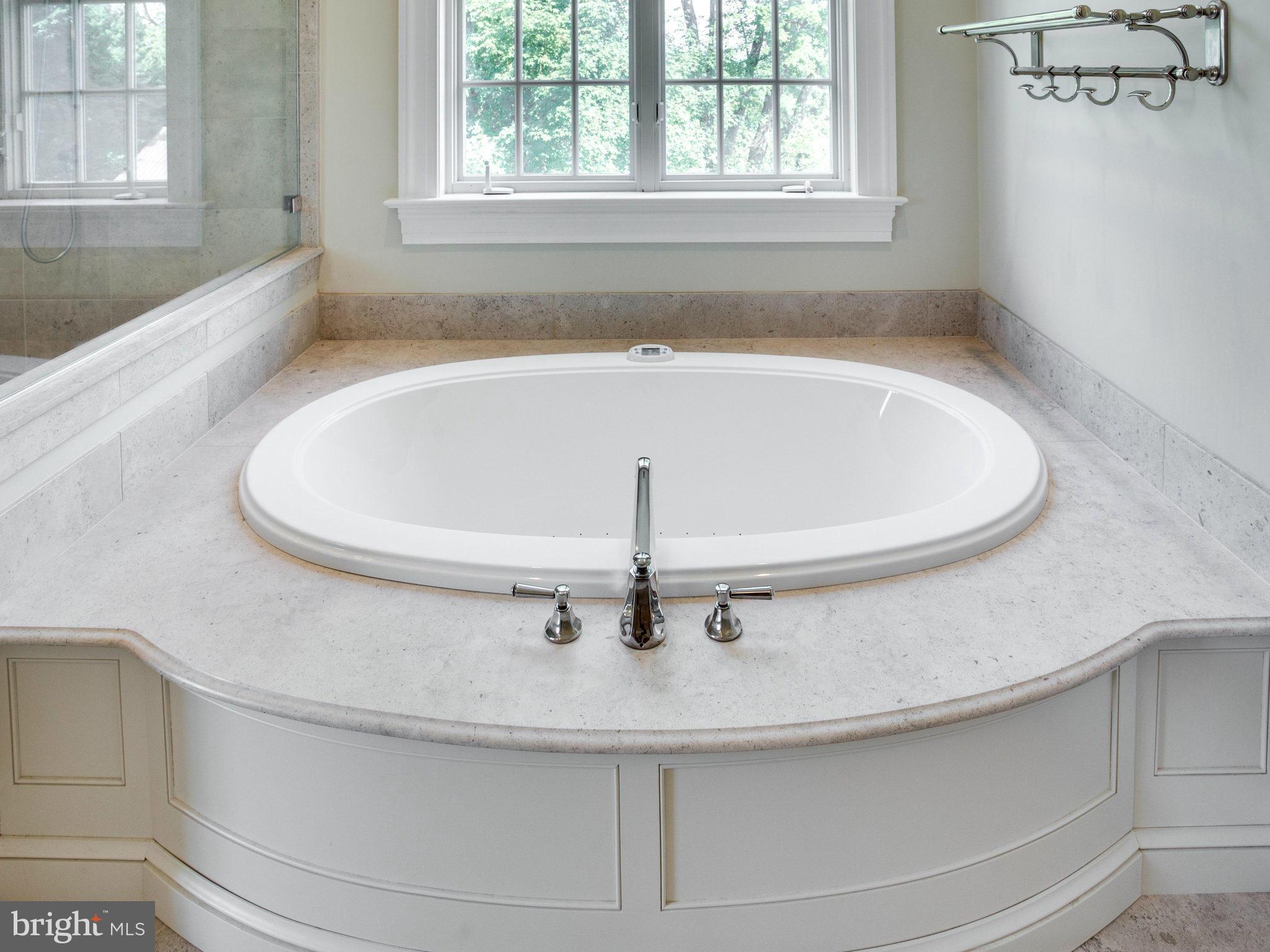 DAVIDSONVILLE - Residential