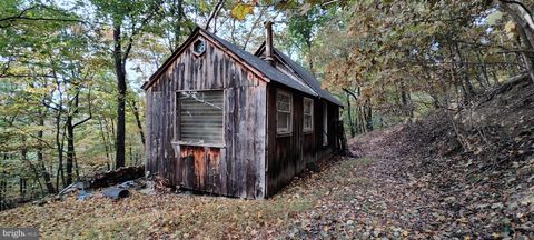 22000 HORSE VALLEY ROAD DOYLESBURG PA 17219