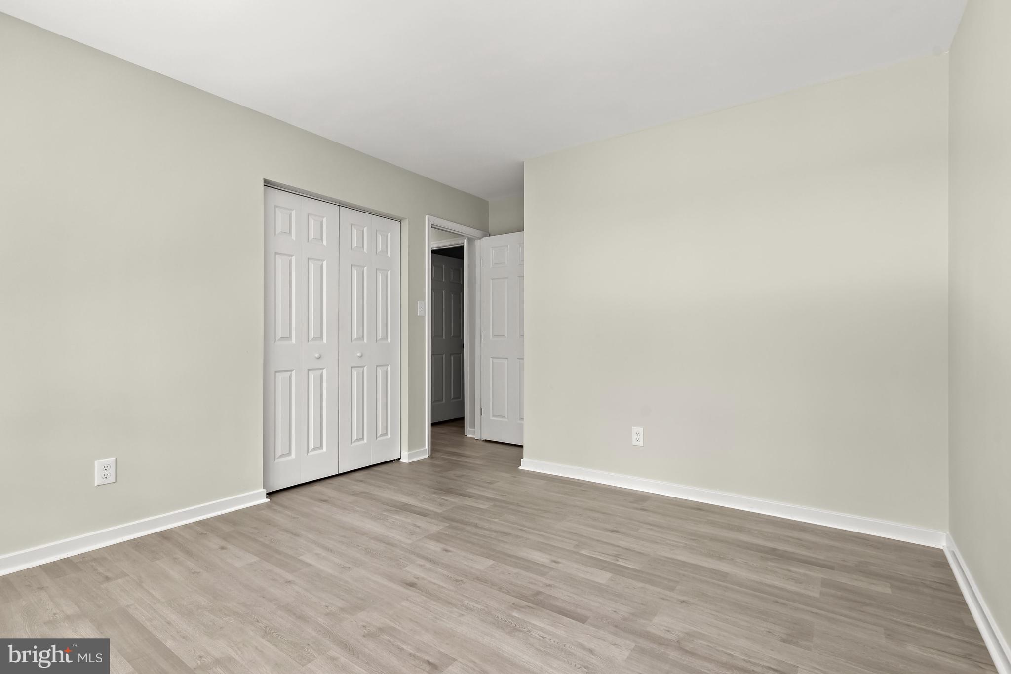 VILLAGE OF OAKLAND MILLS - Residential