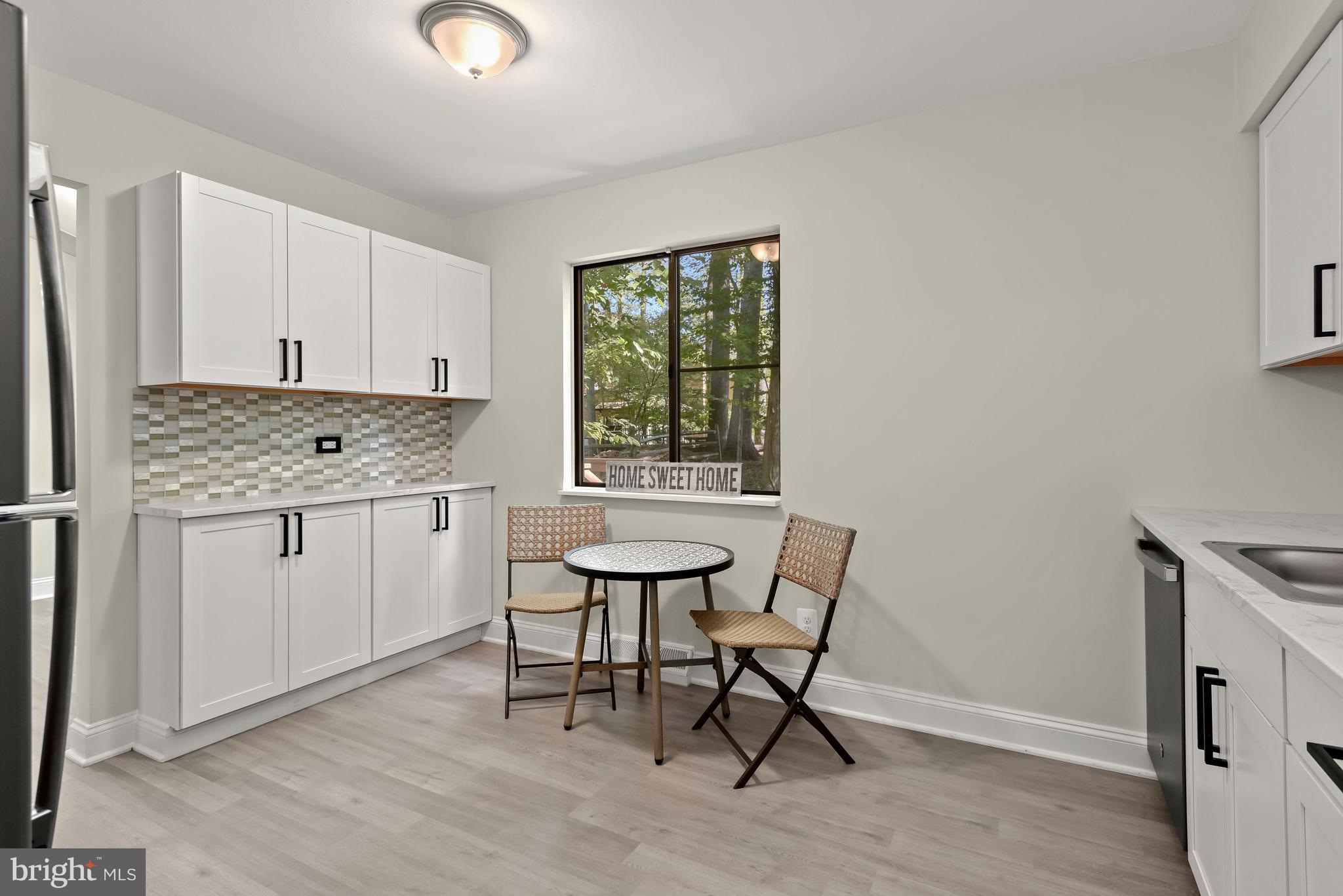 VILLAGE OF OAKLAND MILLS - Residential