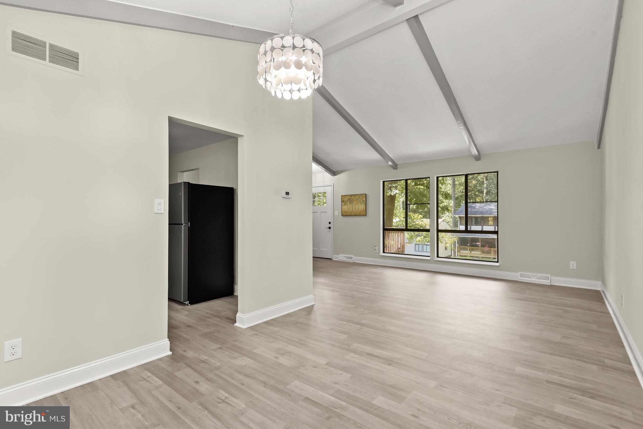 VILLAGE OF OAKLAND MILLS - Residential