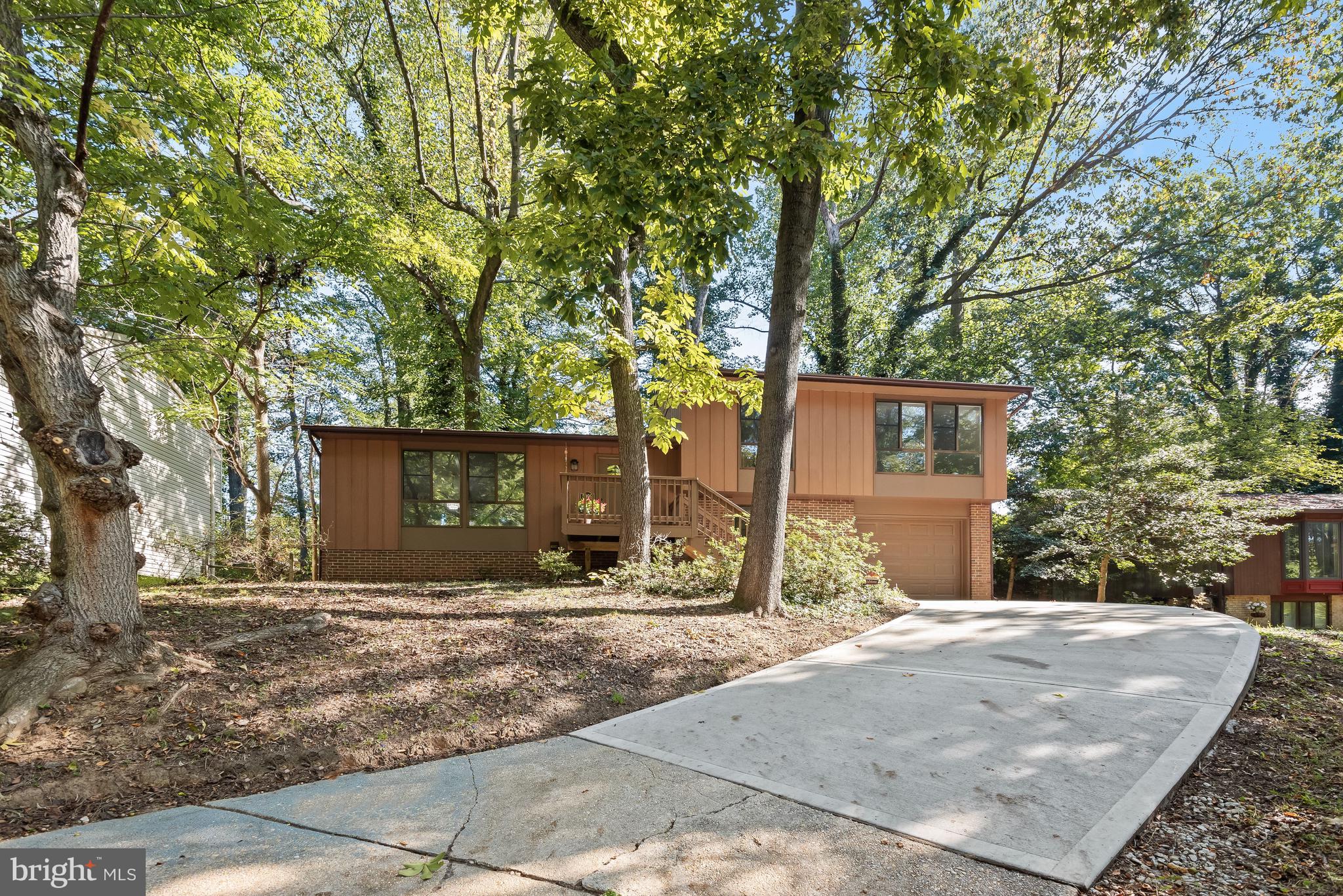 VILLAGE OF OAKLAND MILLS - Residential