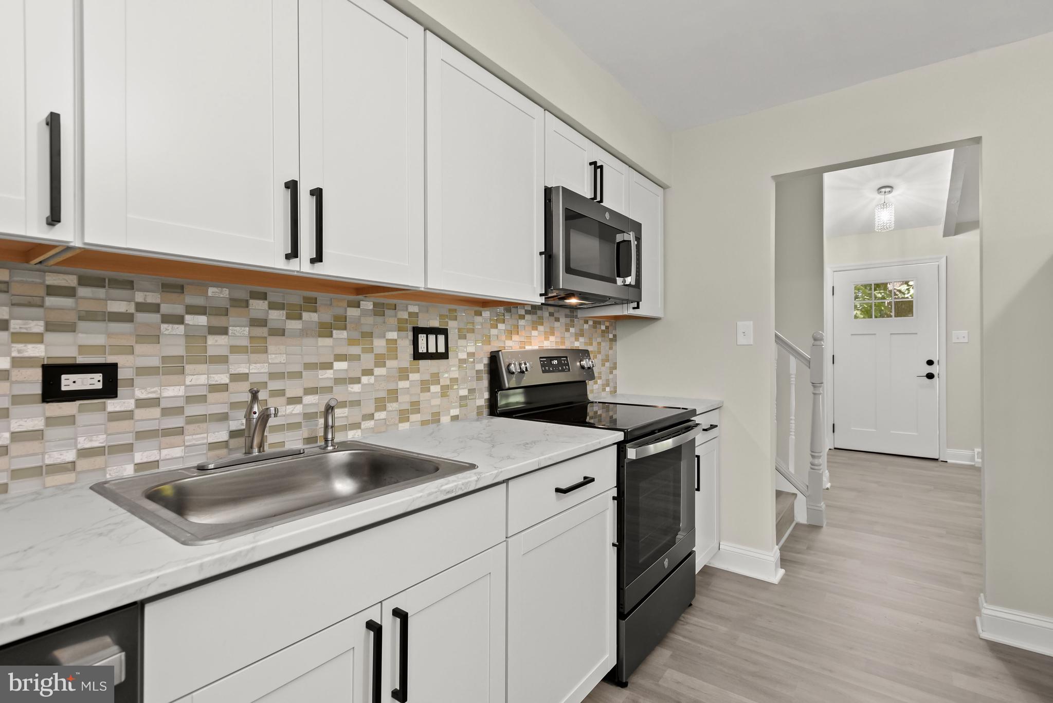 VILLAGE OF OAKLAND MILLS - Residential