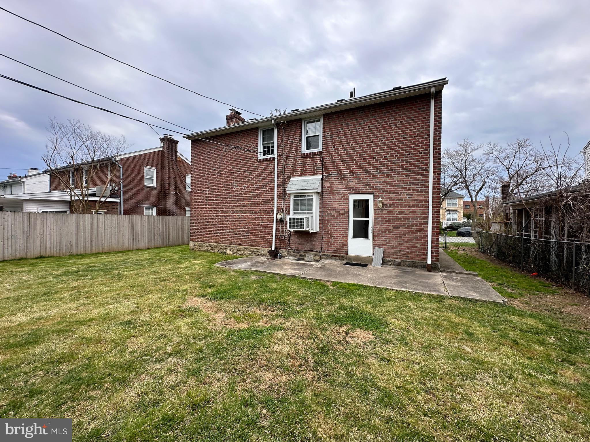 BUSTLETON - Residential