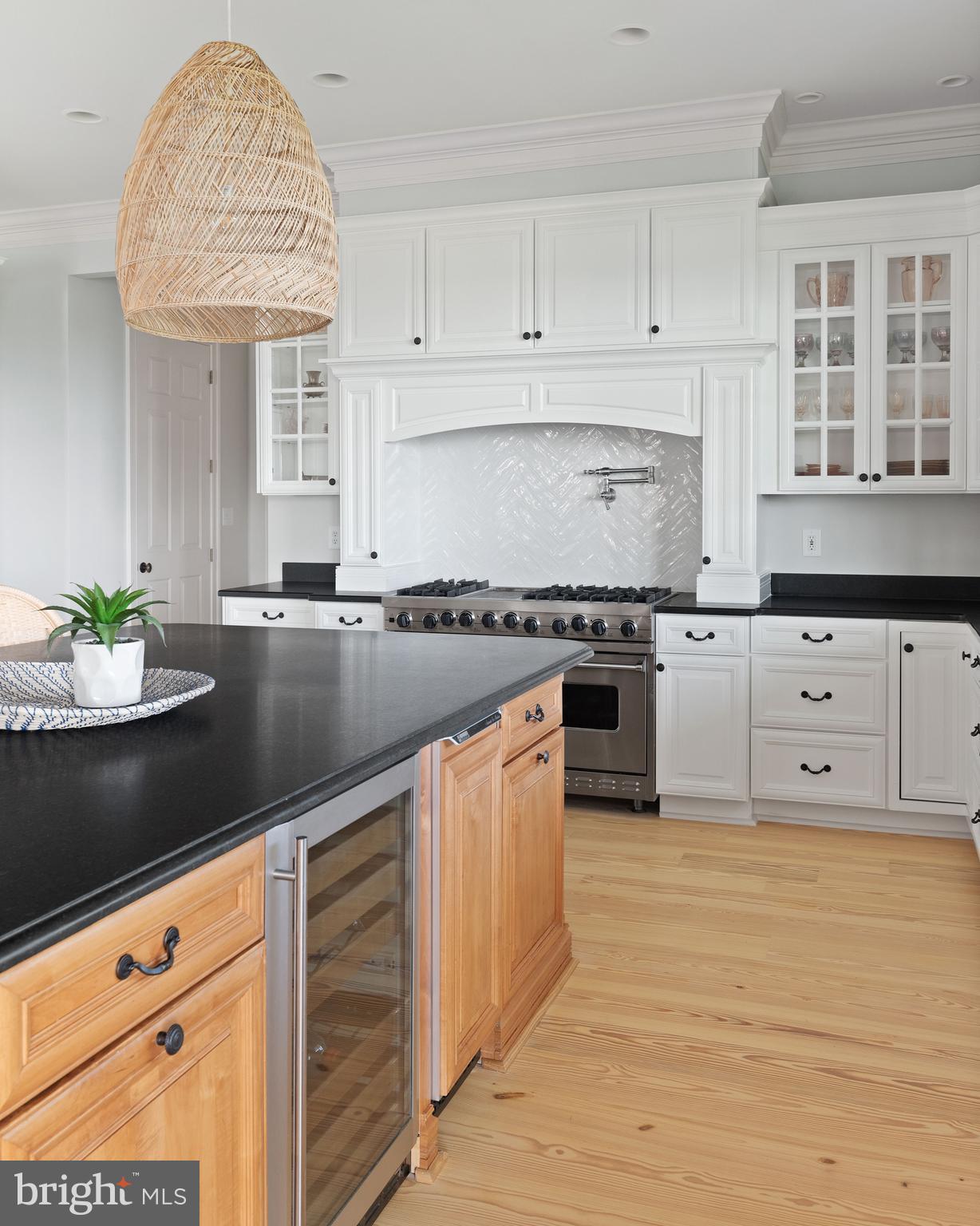 PENDENNIS MOUNT - Residential