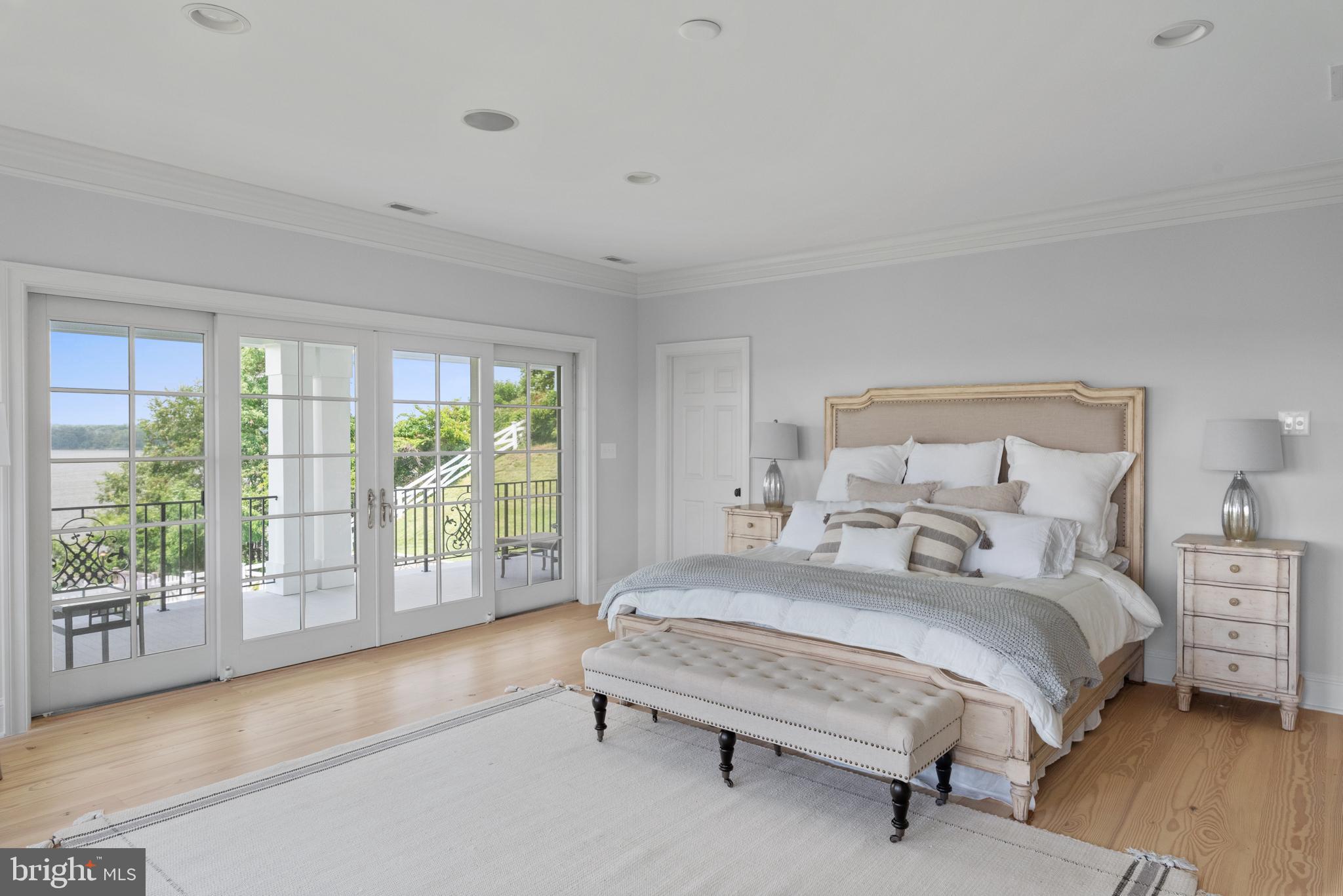 PENDENNIS MOUNT - Residential