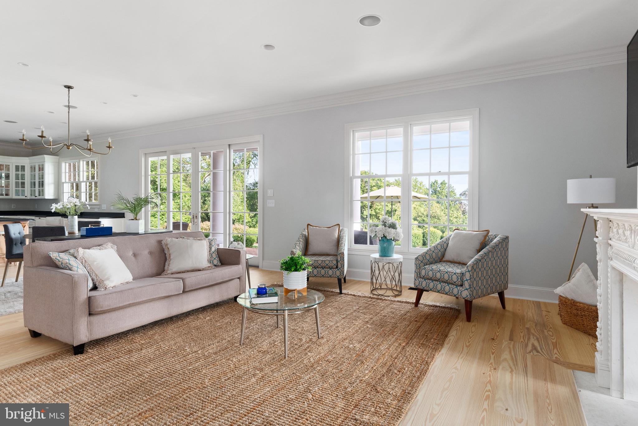 PENDENNIS MOUNT - Residential