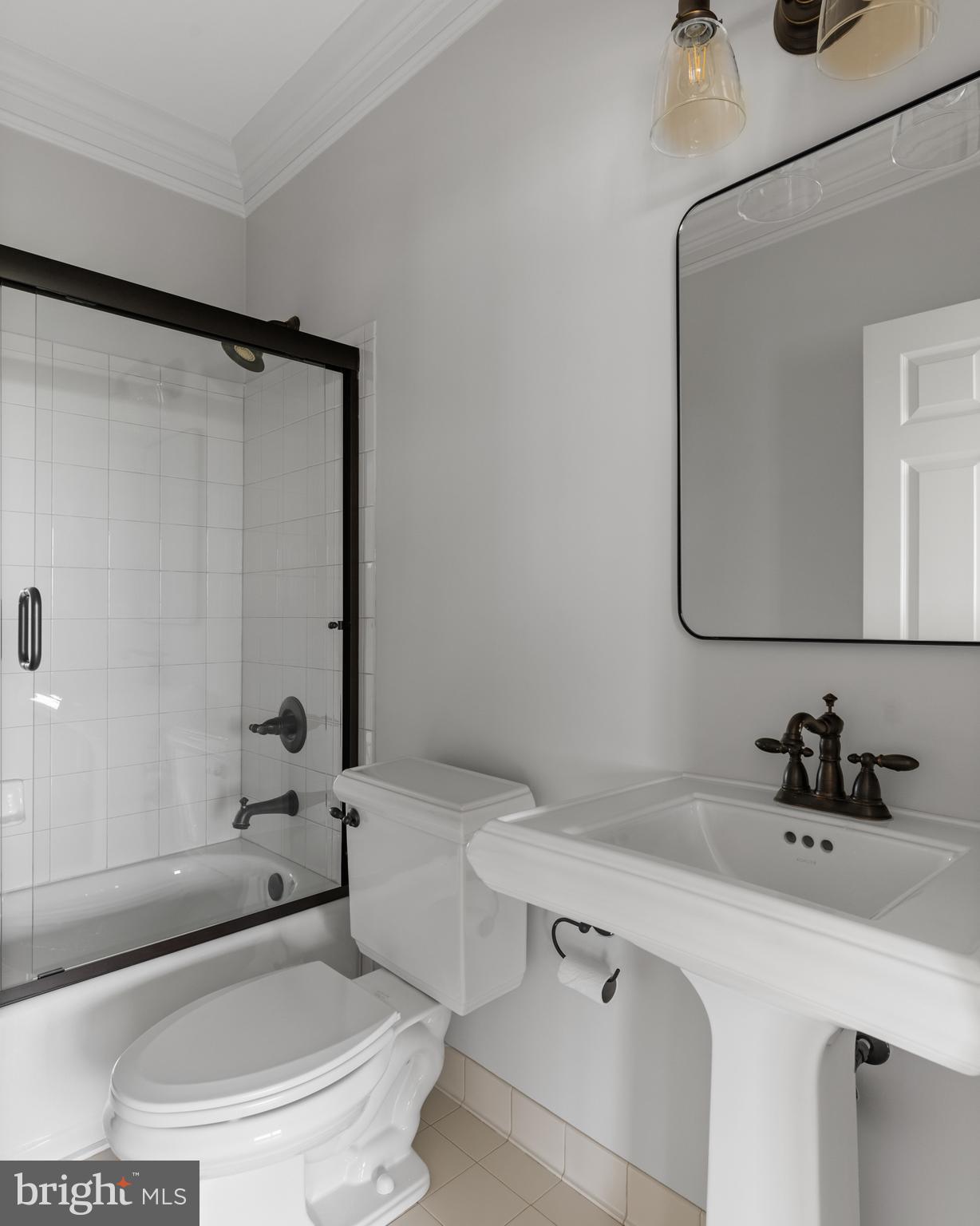 PENDENNIS MOUNT - Residential