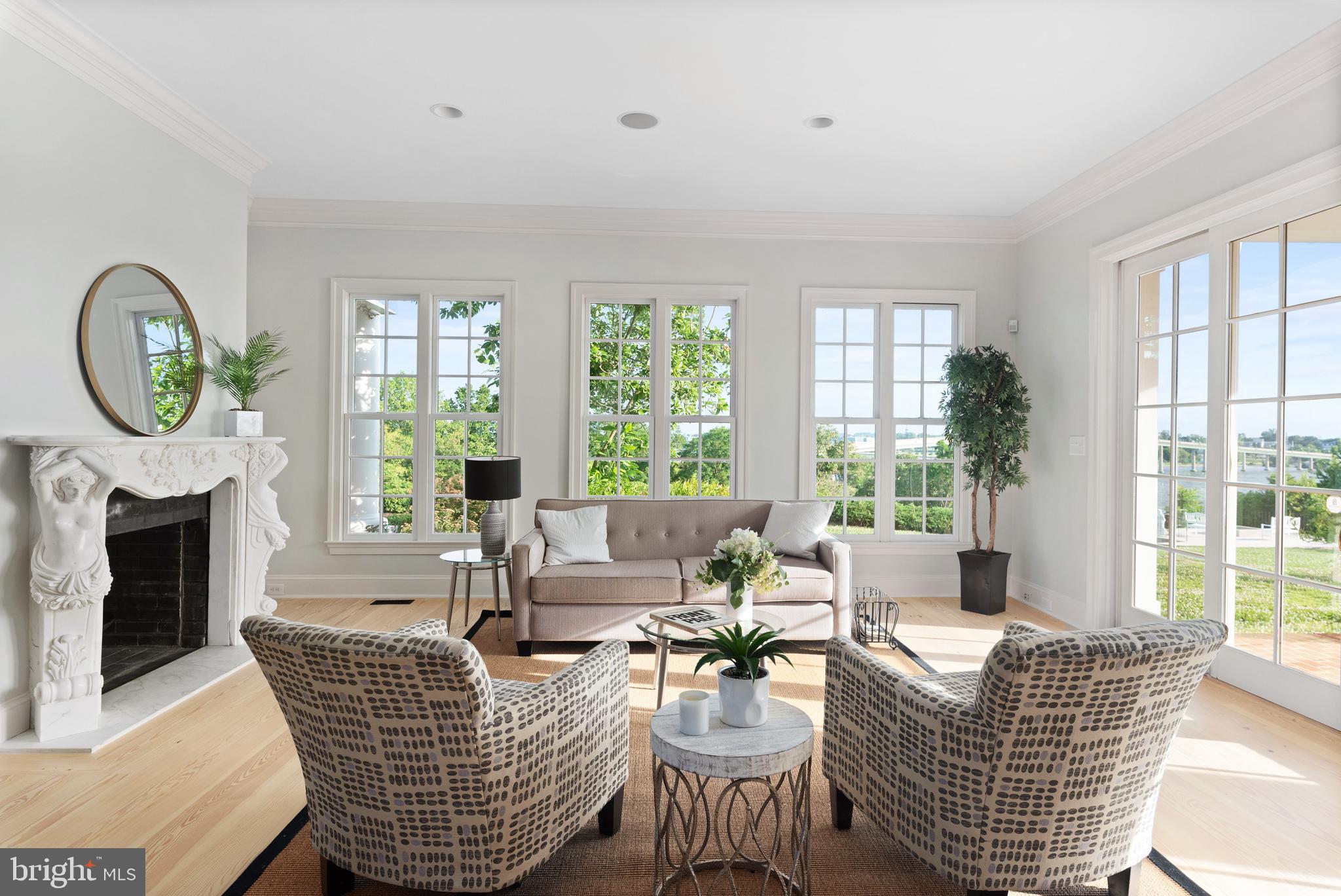 PENDENNIS MOUNT - Residential