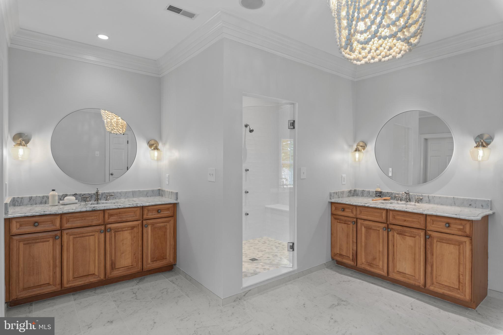 PENDENNIS MOUNT - Residential