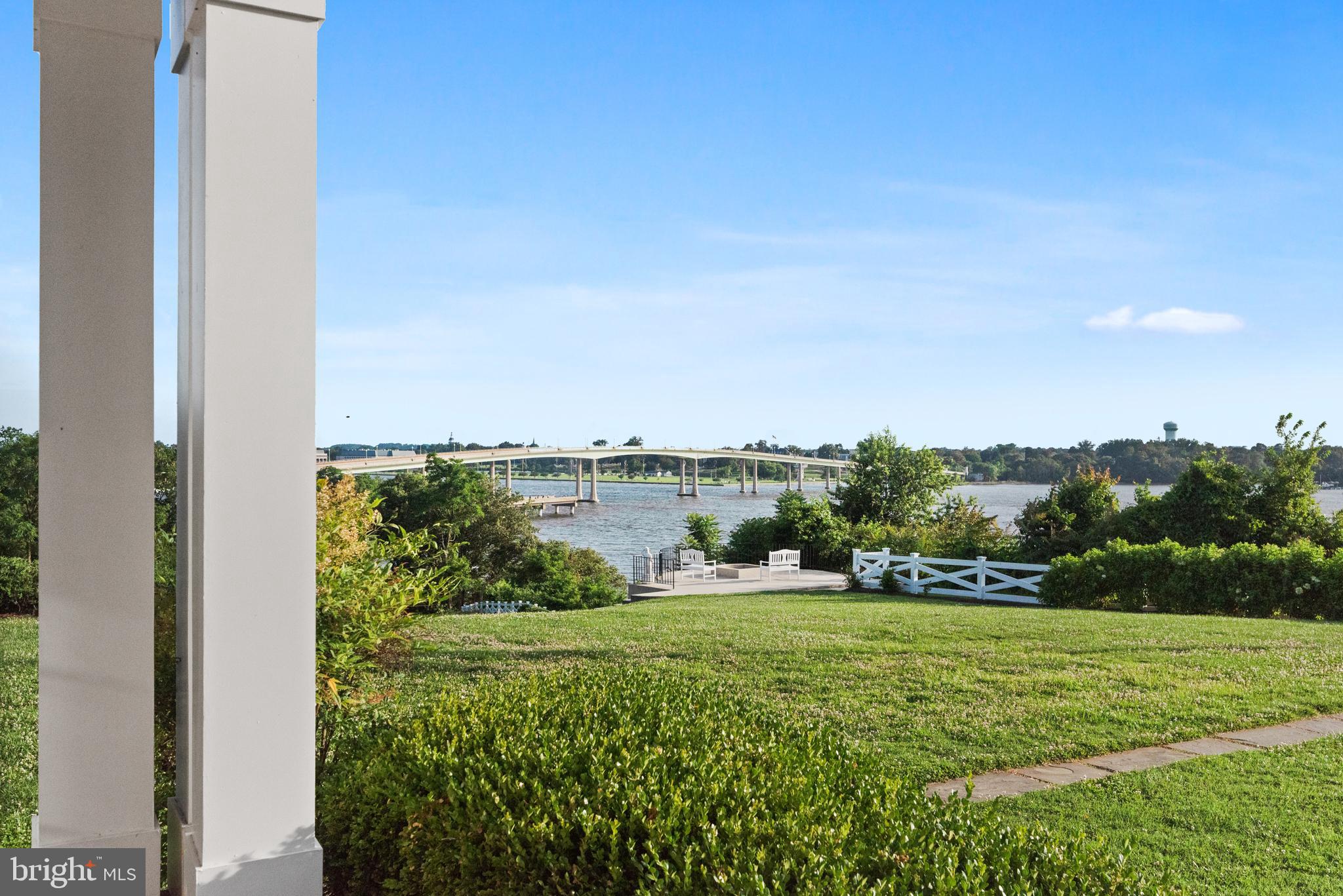 PENDENNIS MOUNT - Residential