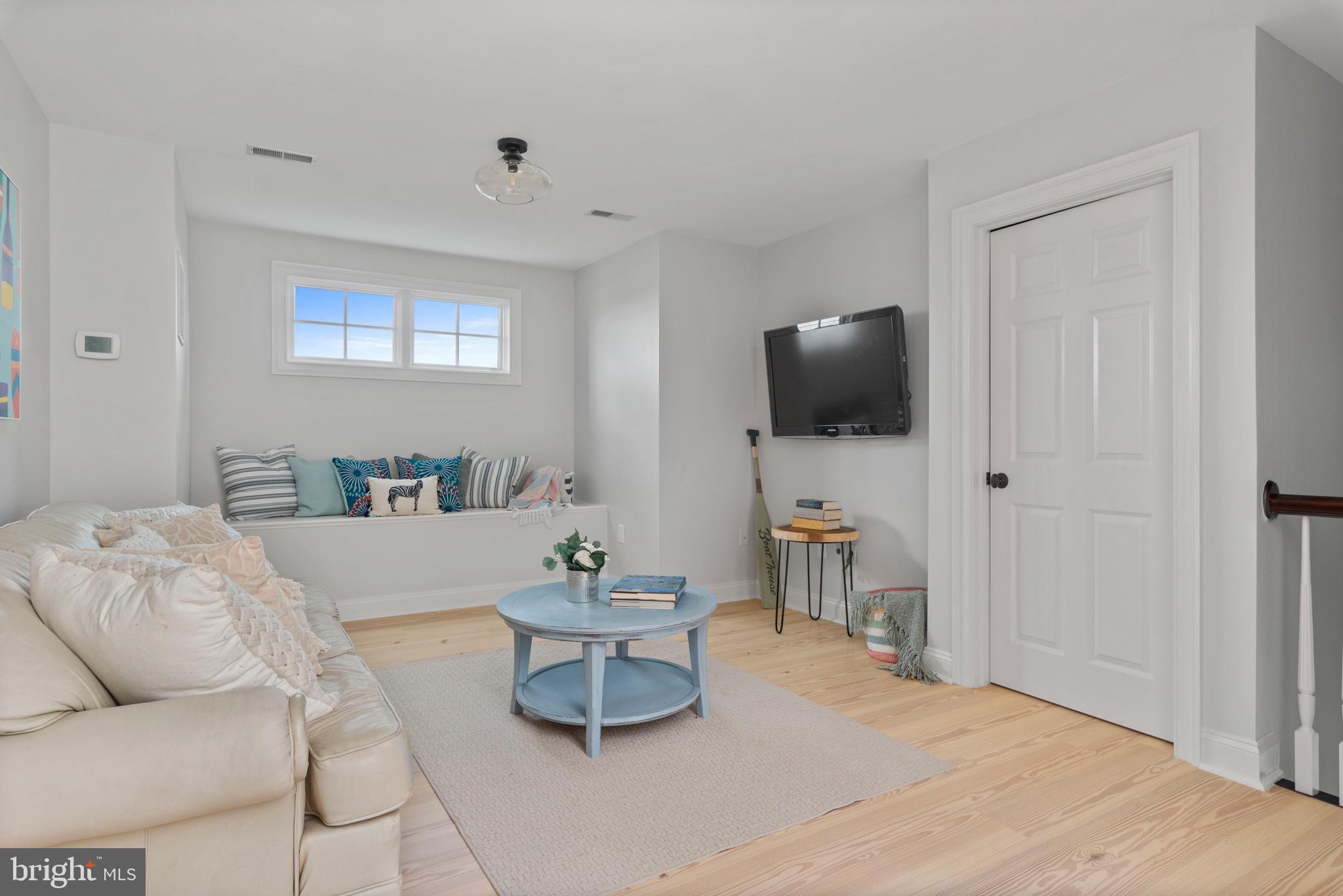 PENDENNIS MOUNT - Residential