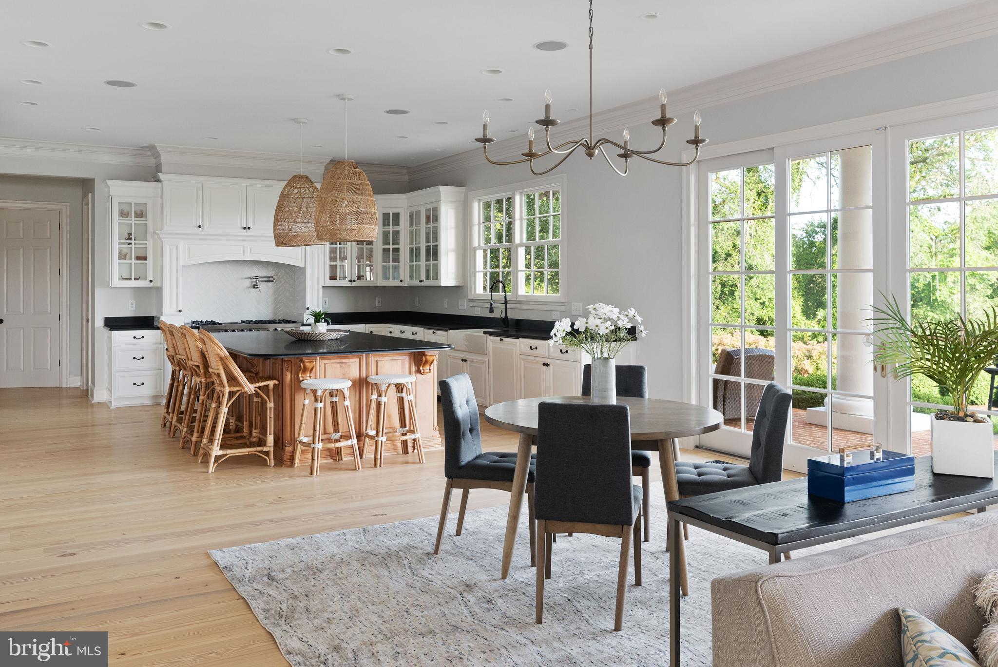 PENDENNIS MOUNT - Residential