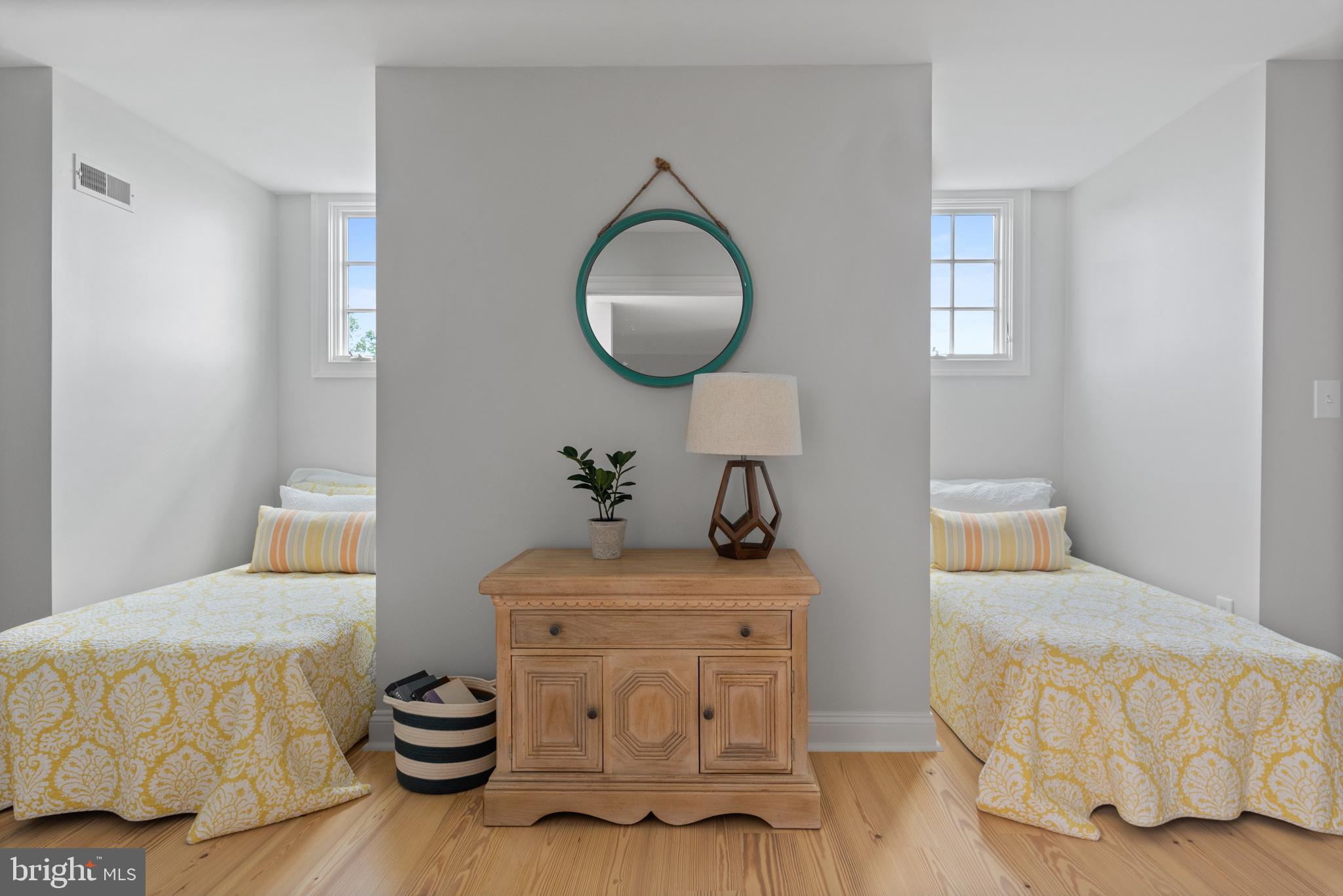 PENDENNIS MOUNT - Residential