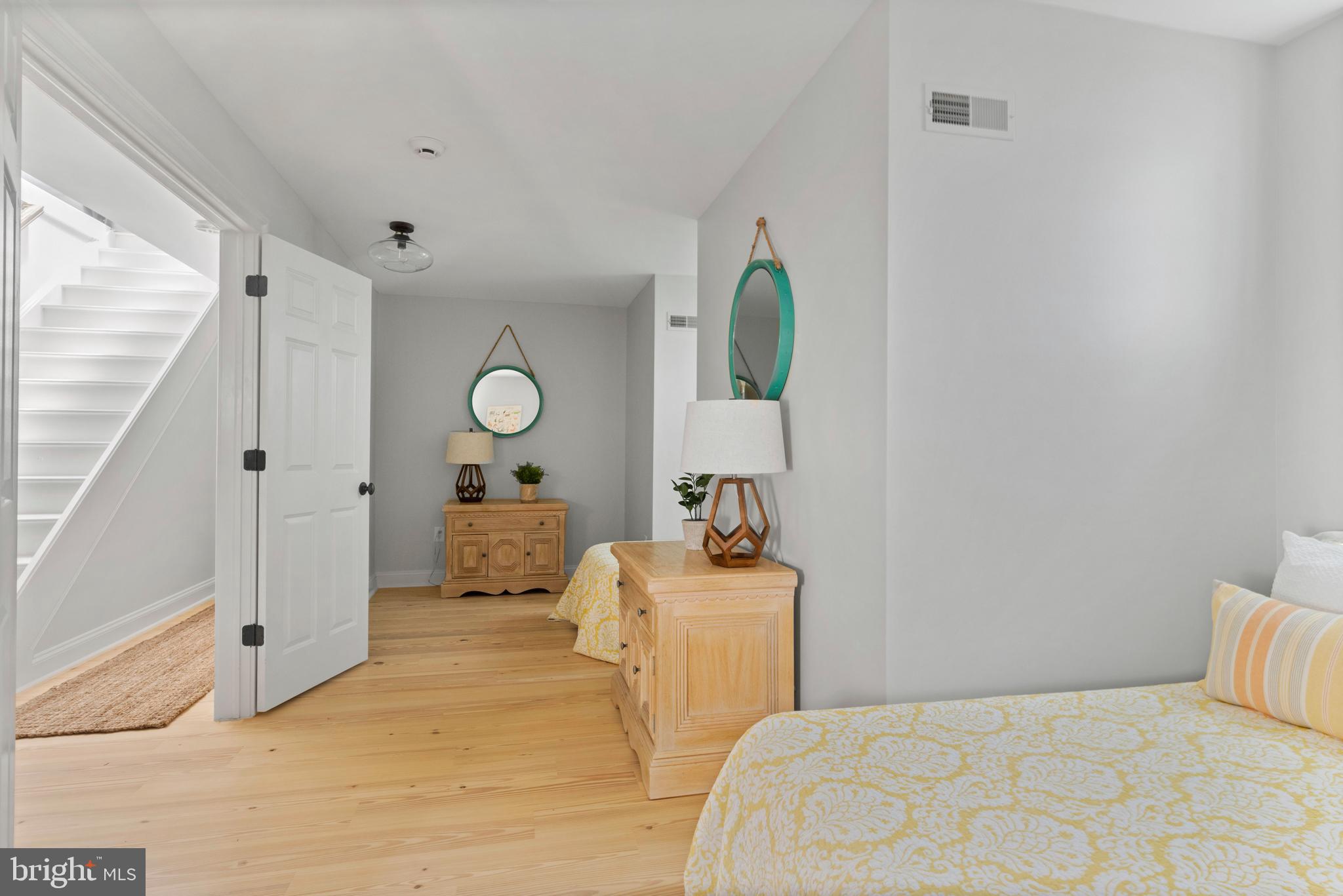 PENDENNIS MOUNT - Residential