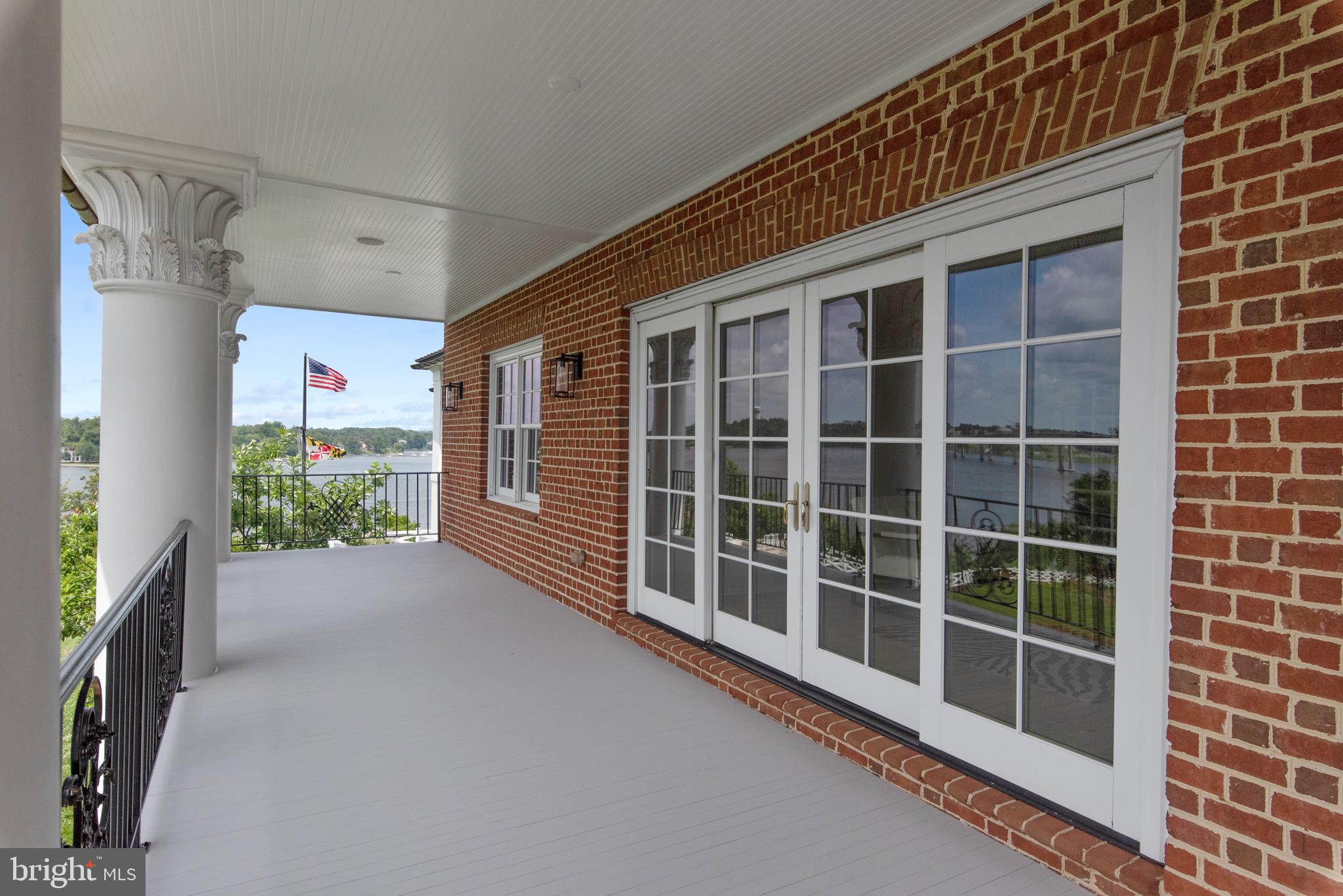 PENDENNIS MOUNT - Residential