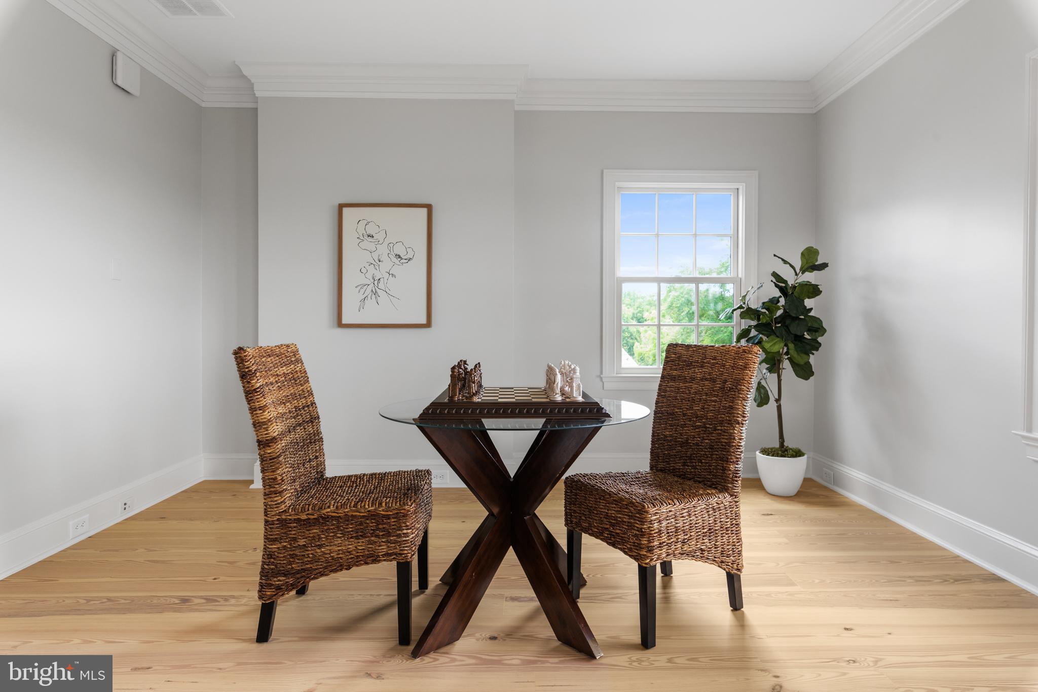 PENDENNIS MOUNT - Residential