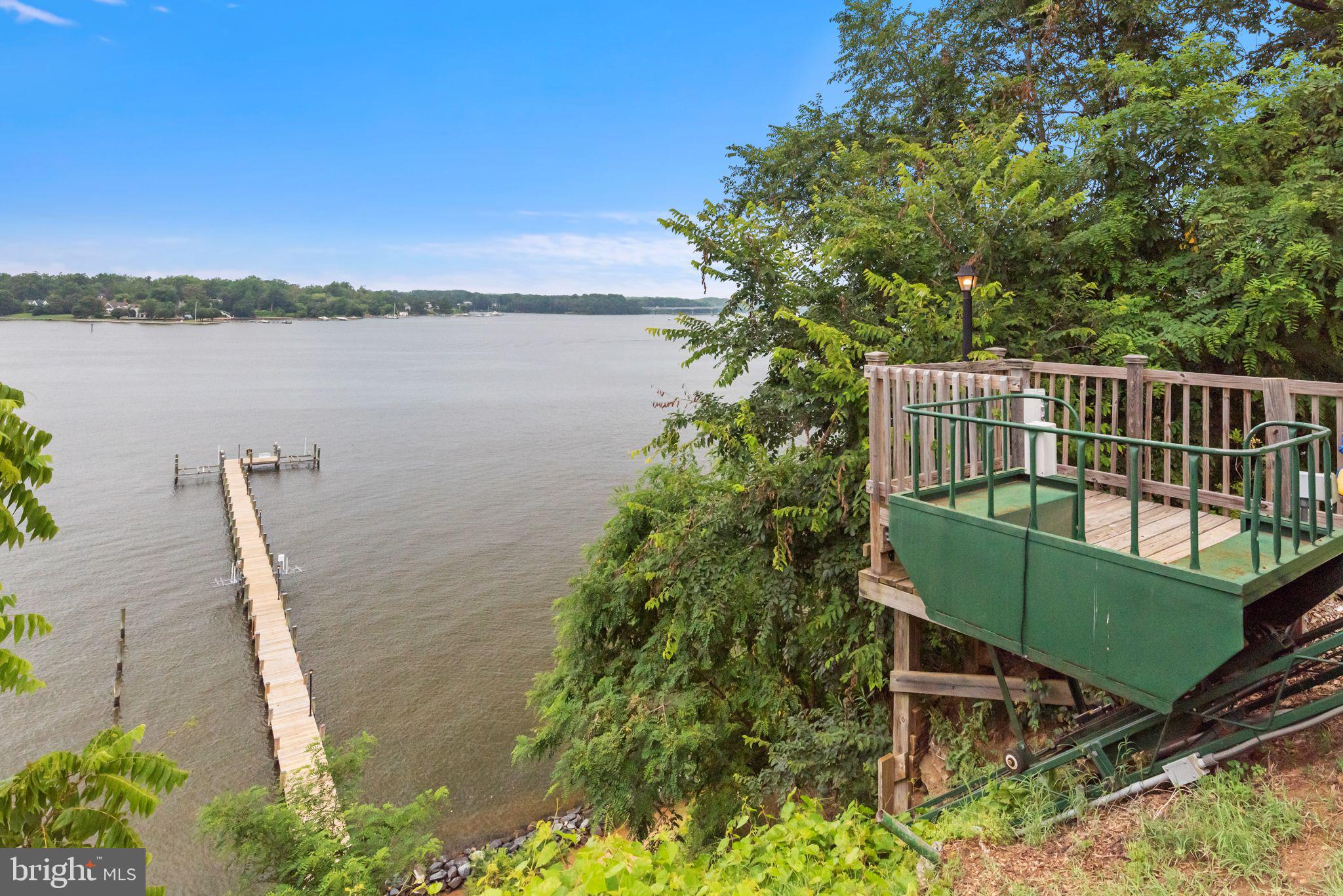 PENDENNIS MOUNT - Residential