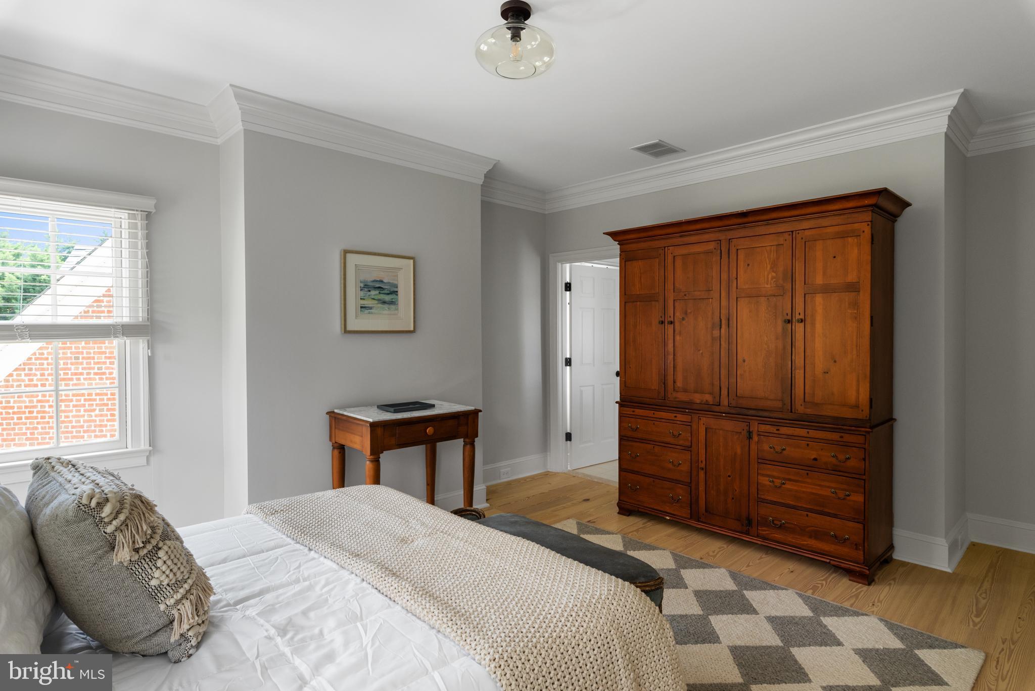 PENDENNIS MOUNT - Residential