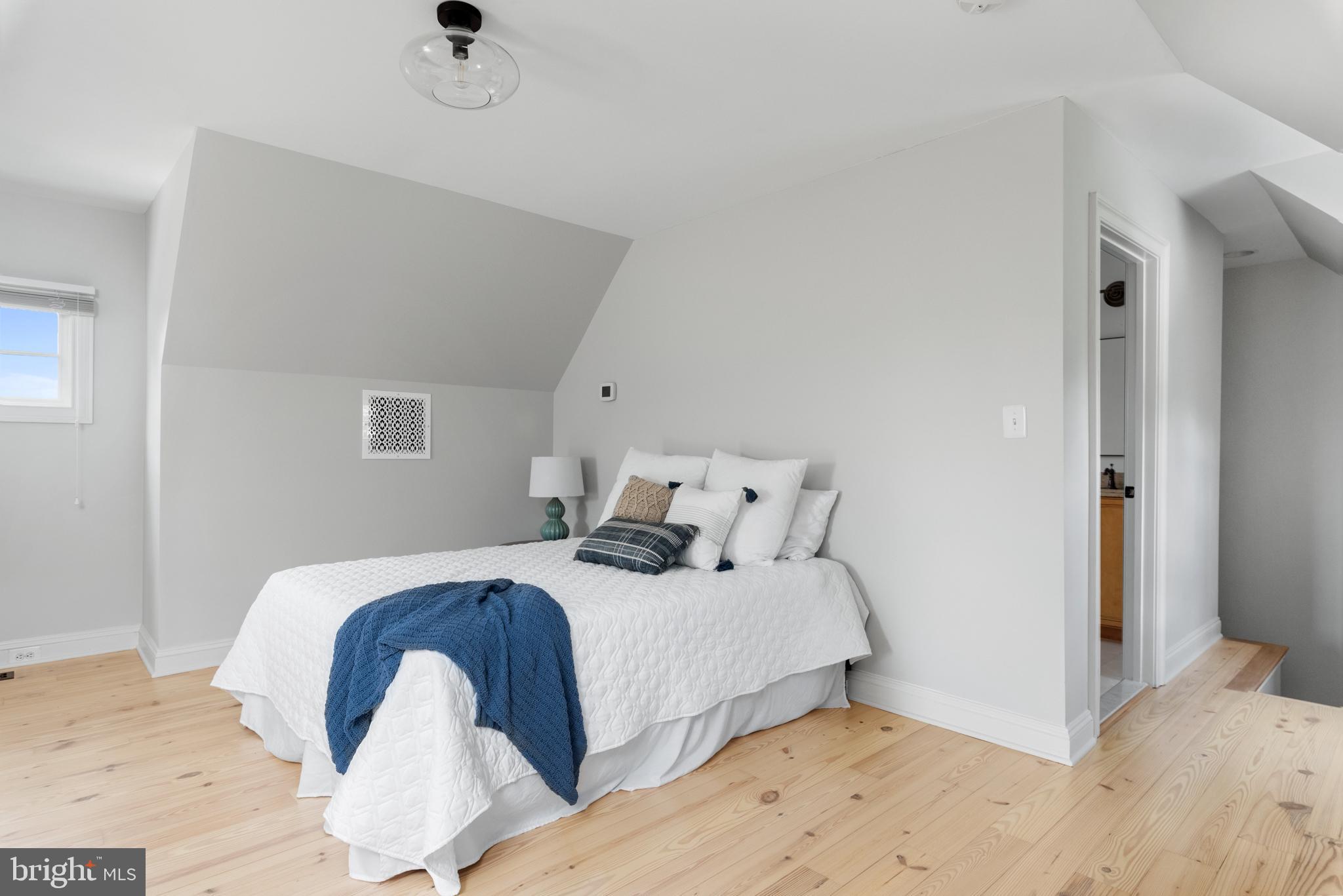 PENDENNIS MOUNT - Residential