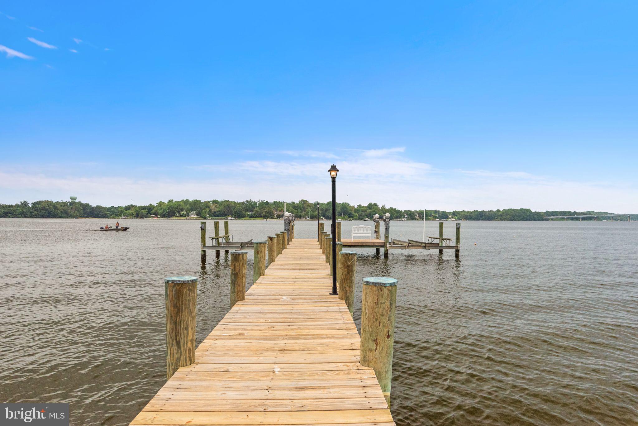 PENDENNIS MOUNT - Residential