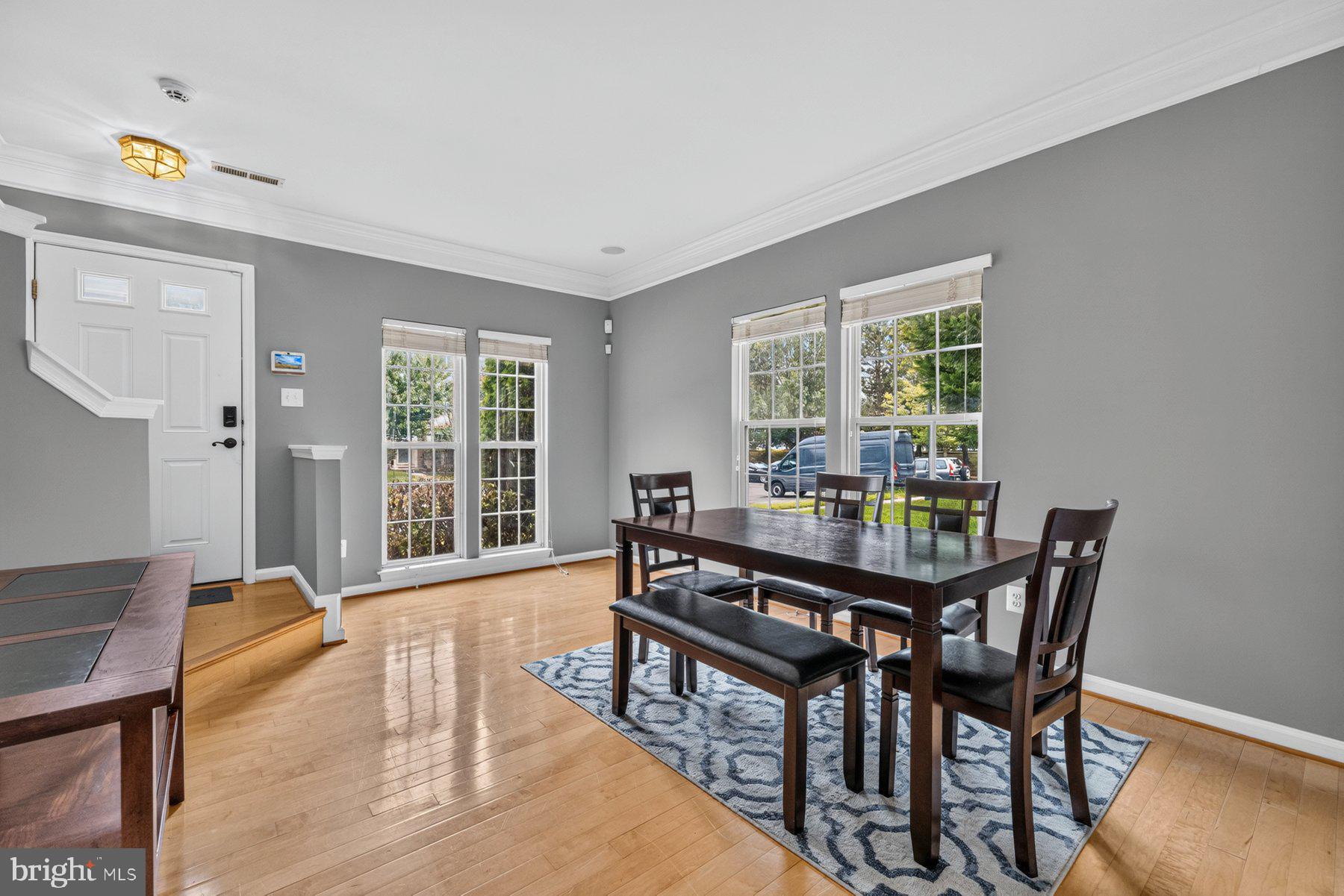 9832 MAITLAND LOOP