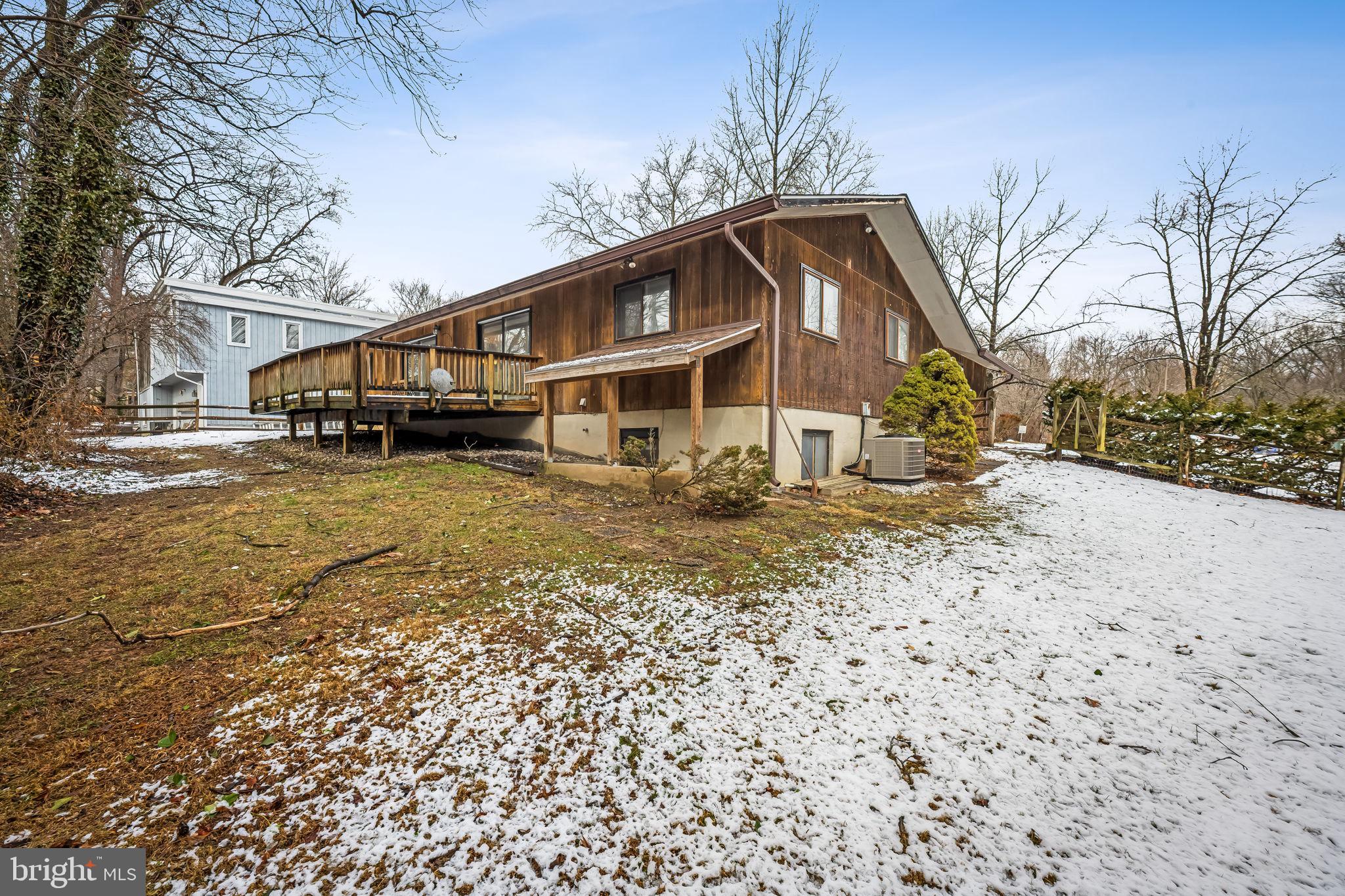 HOBBITS GLEN - Residential