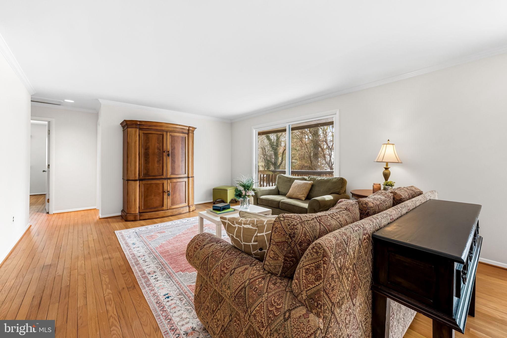 HOBBITS GLEN - Residential