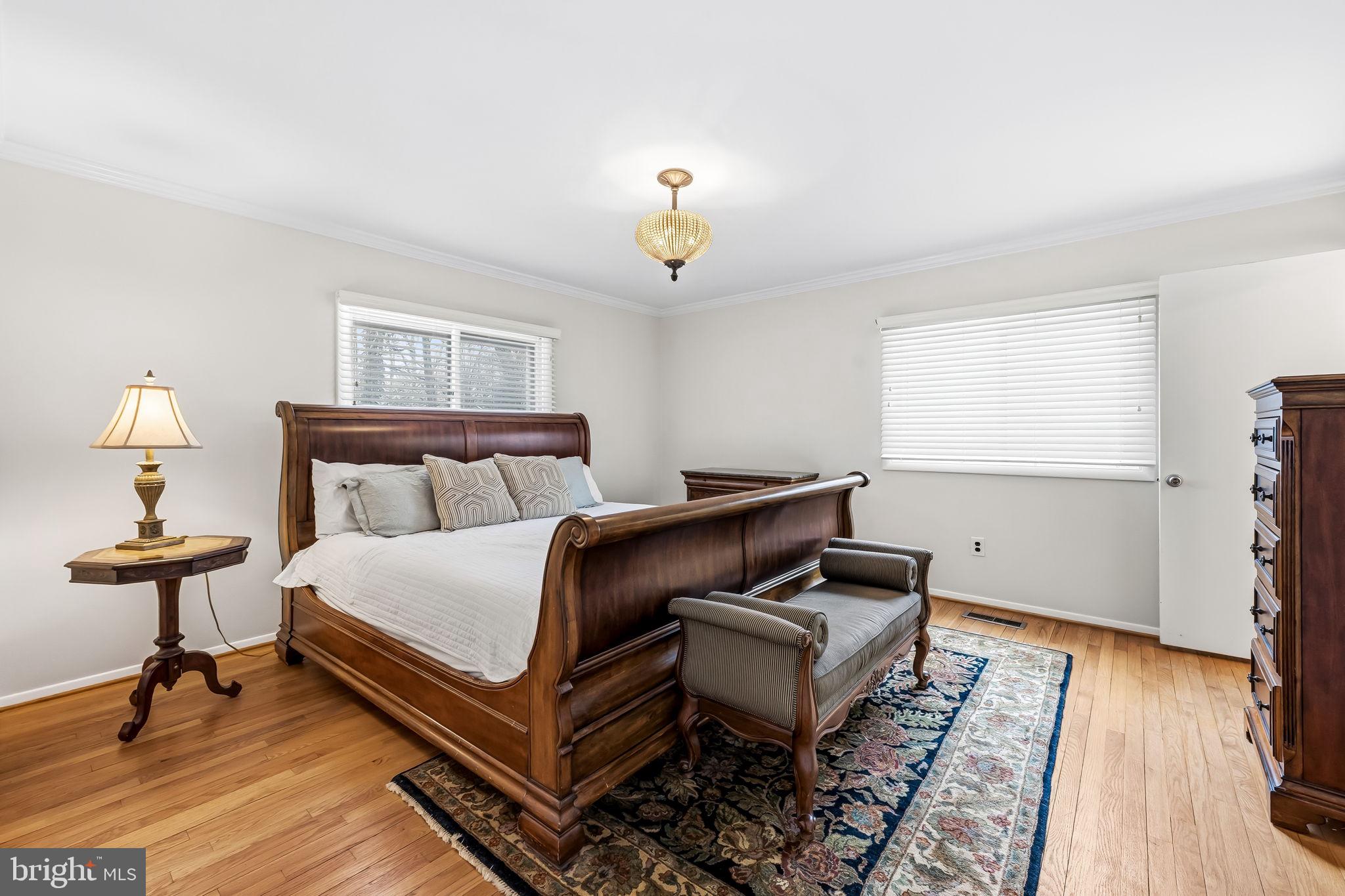 HOBBITS GLEN - Residential