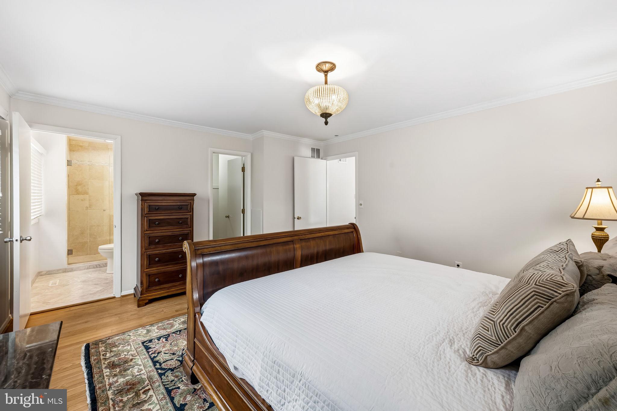 HOBBITS GLEN - Residential