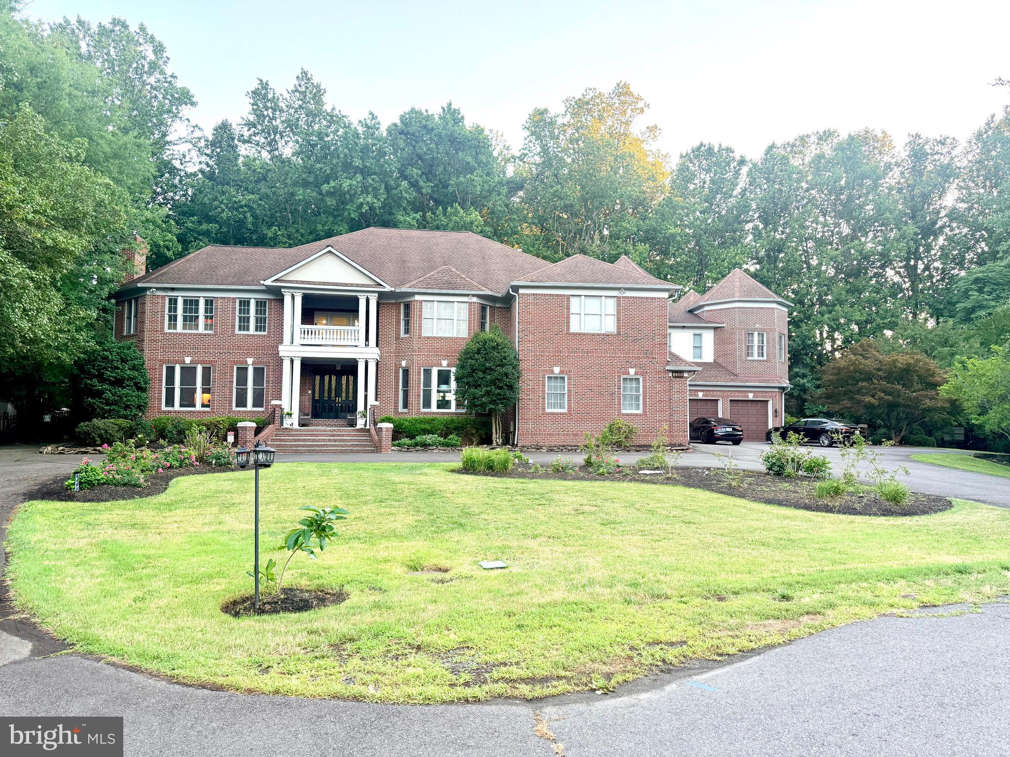 6403 BURKE WOODS DRIVE