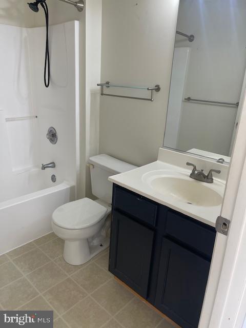 ANNAPOLIS OVERLOOK - Residential Lease