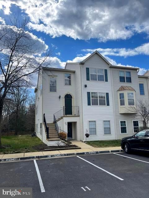 ANNAPOLIS OVERLOOK - Residential Lease