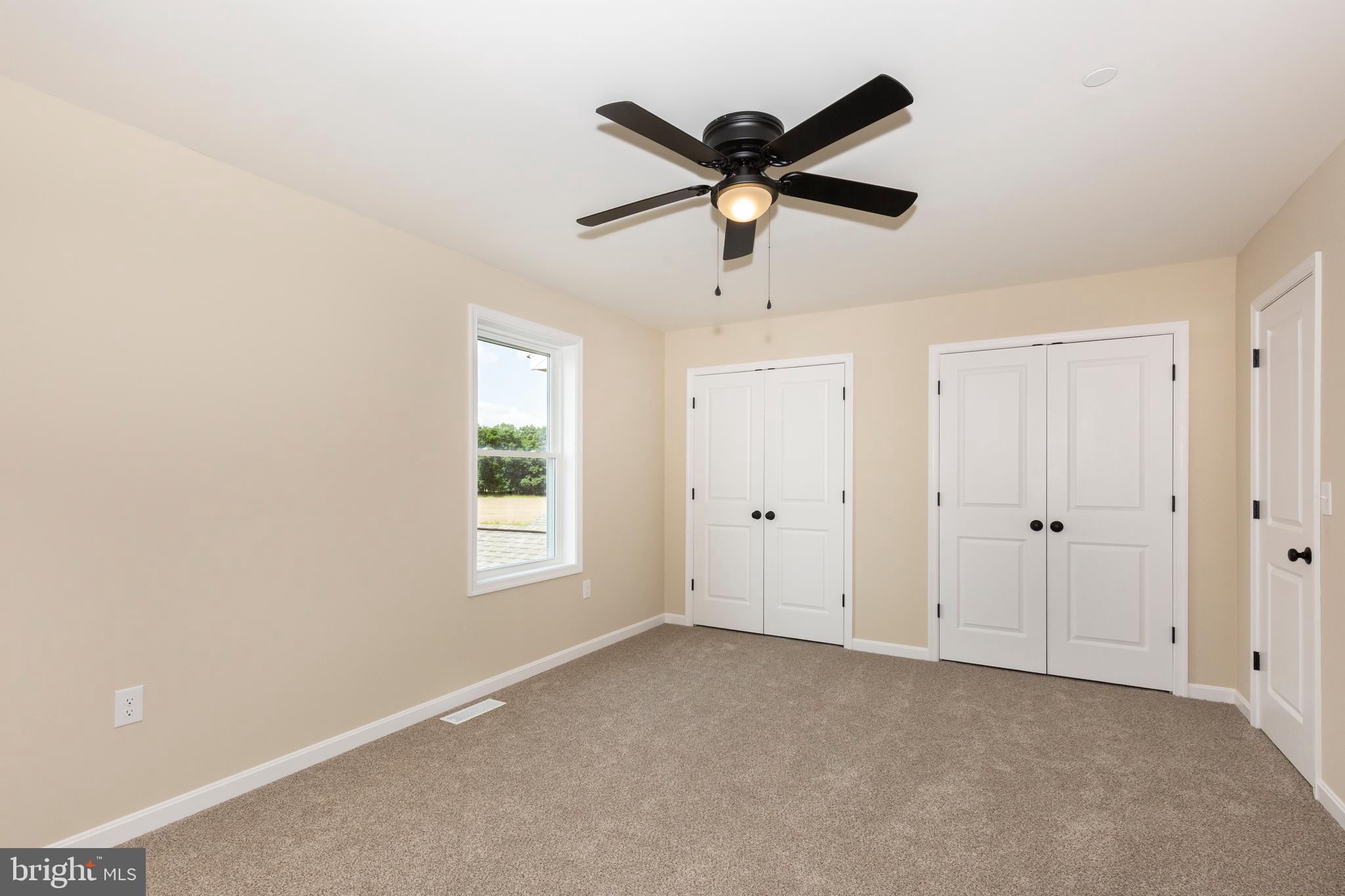 COLONIAL RIDGE - Residential