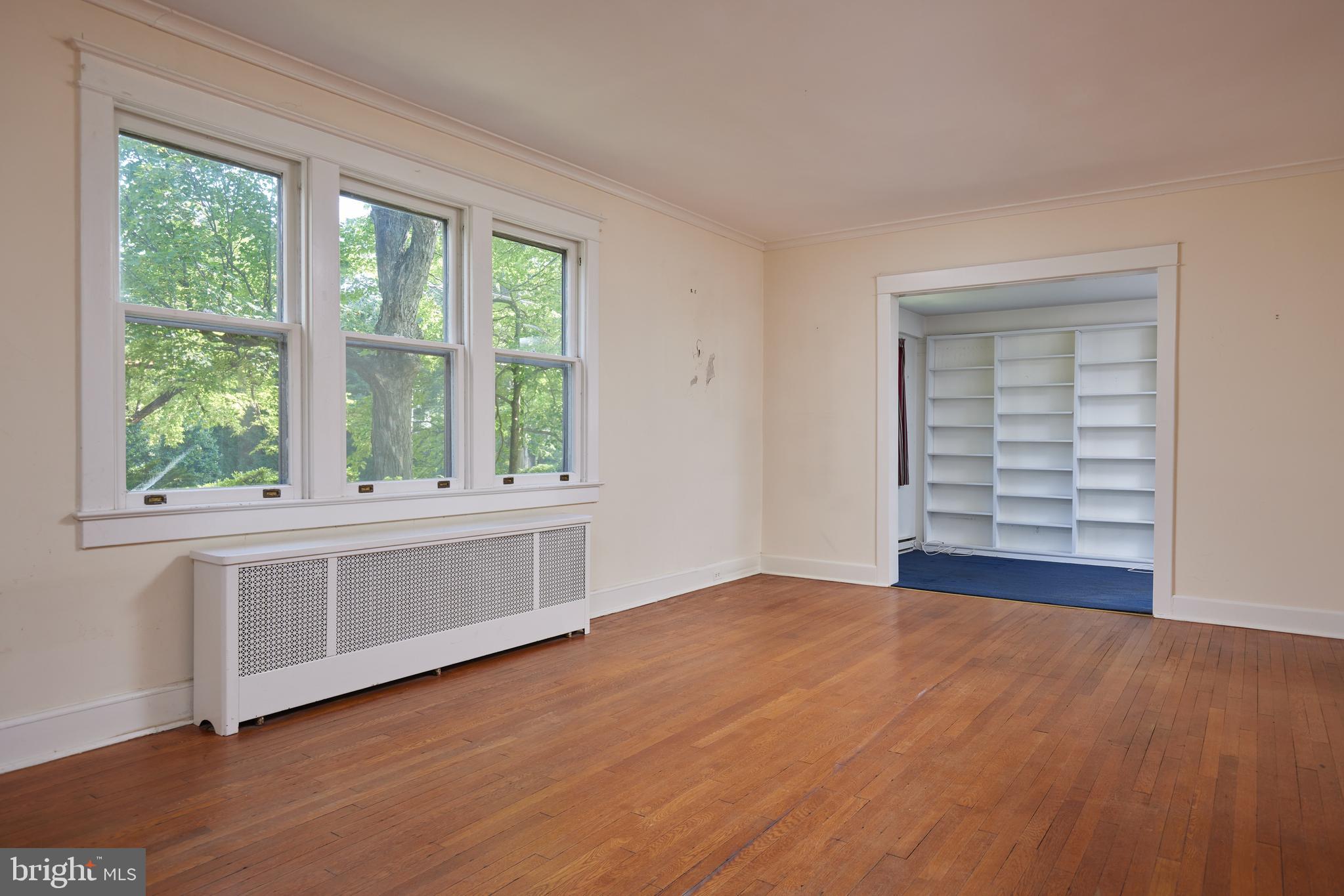 CHEVY CHASE VILLAGE - Residential