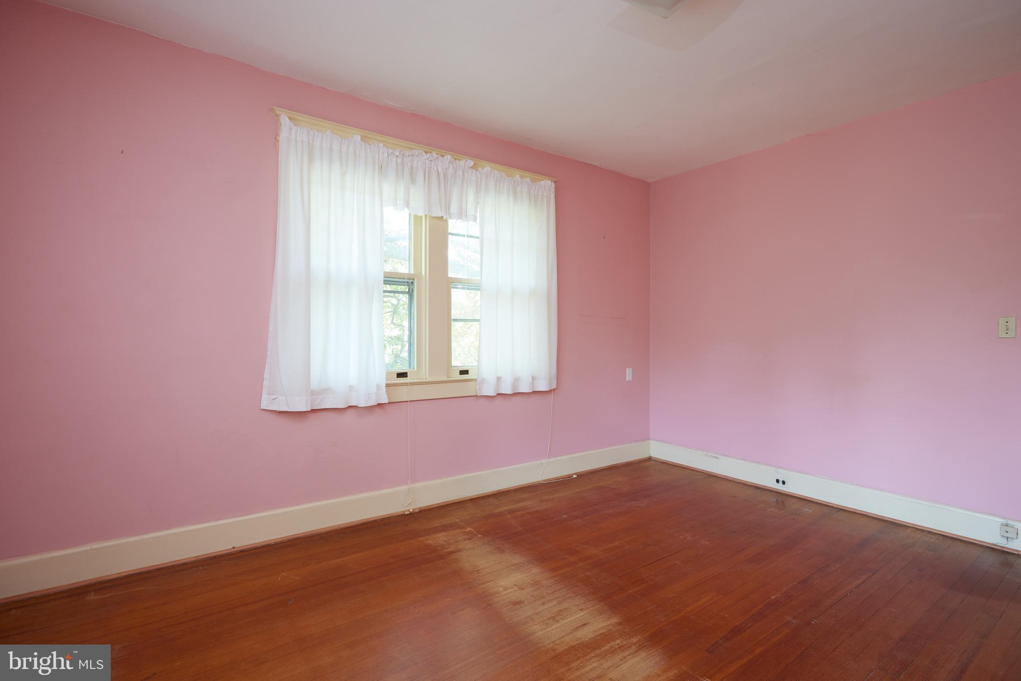 CHEVY CHASE VILLAGE - Residential