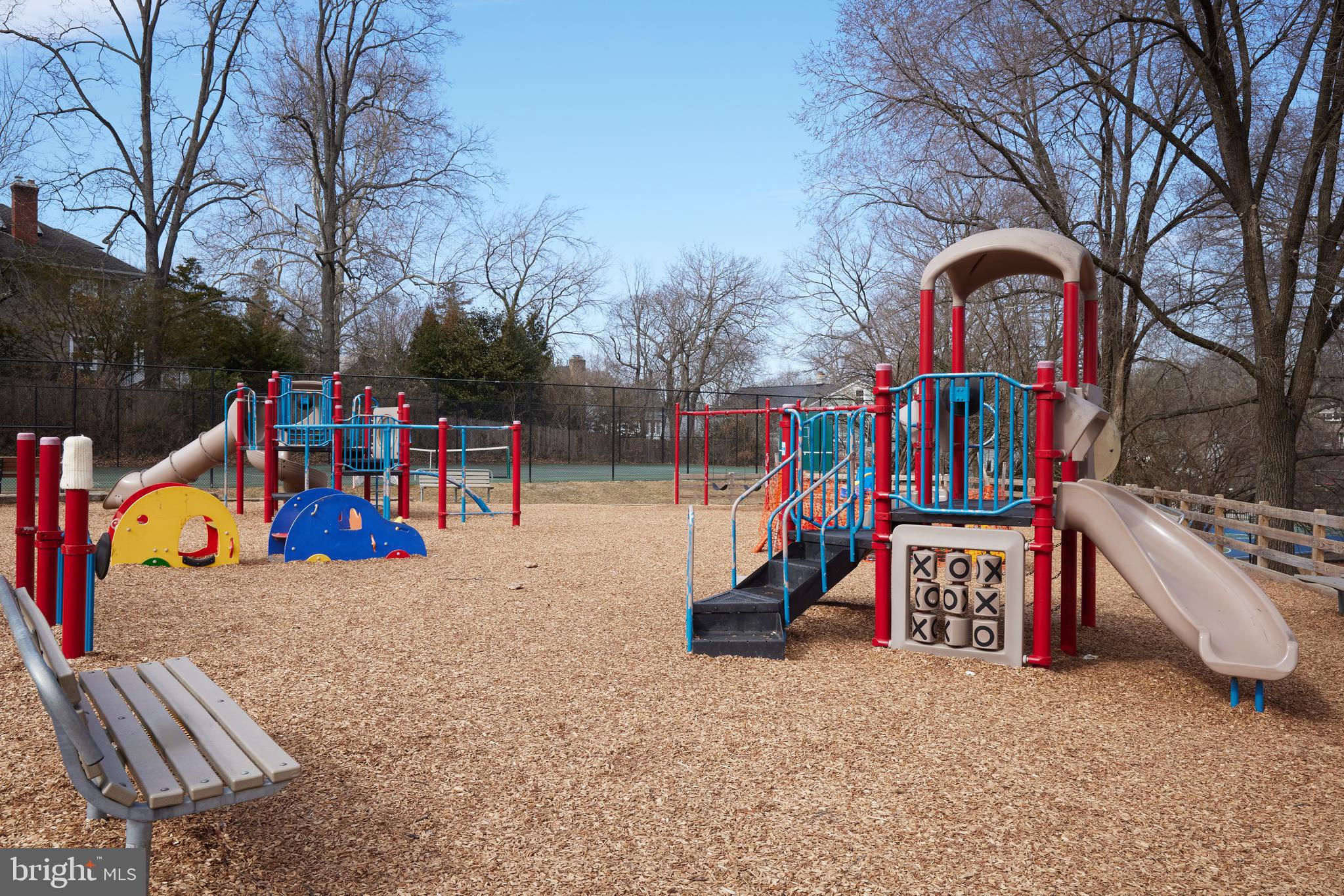 CHEVY CHASE VILLAGE - Residential