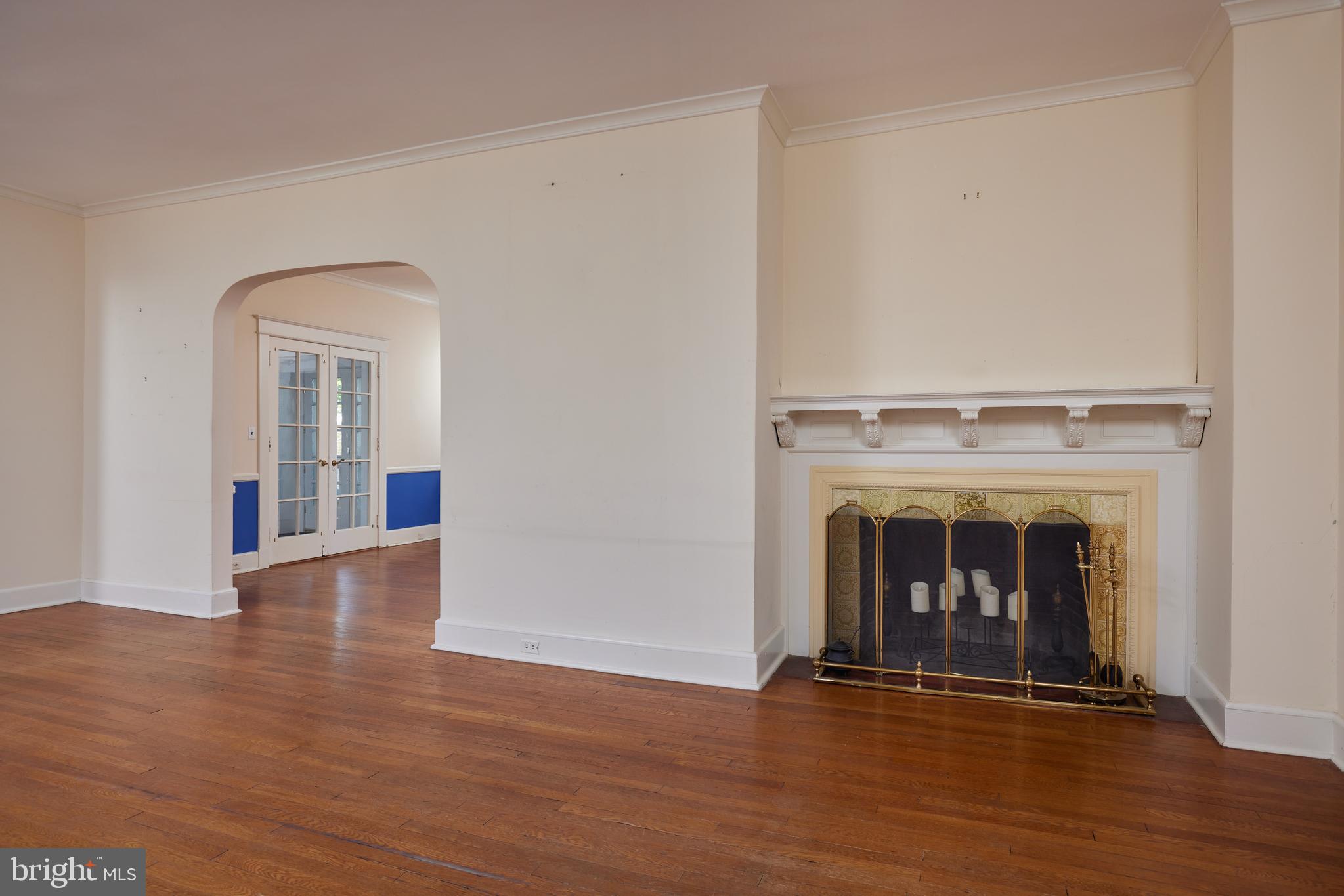 CHEVY CHASE VILLAGE - Residential