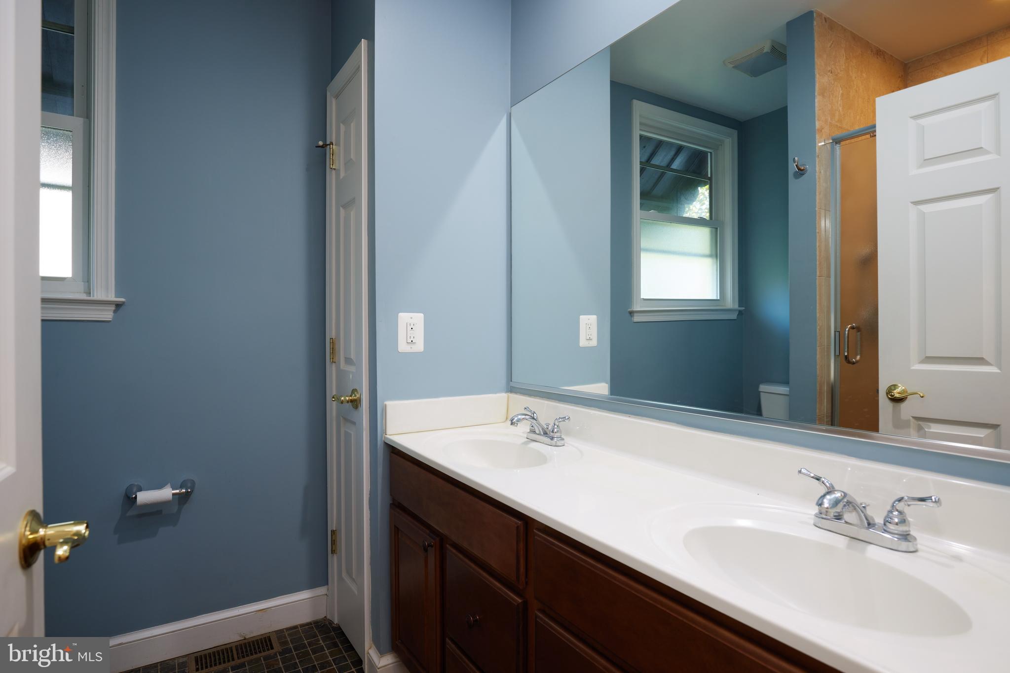 CHEVY CHASE VILLAGE - Residential