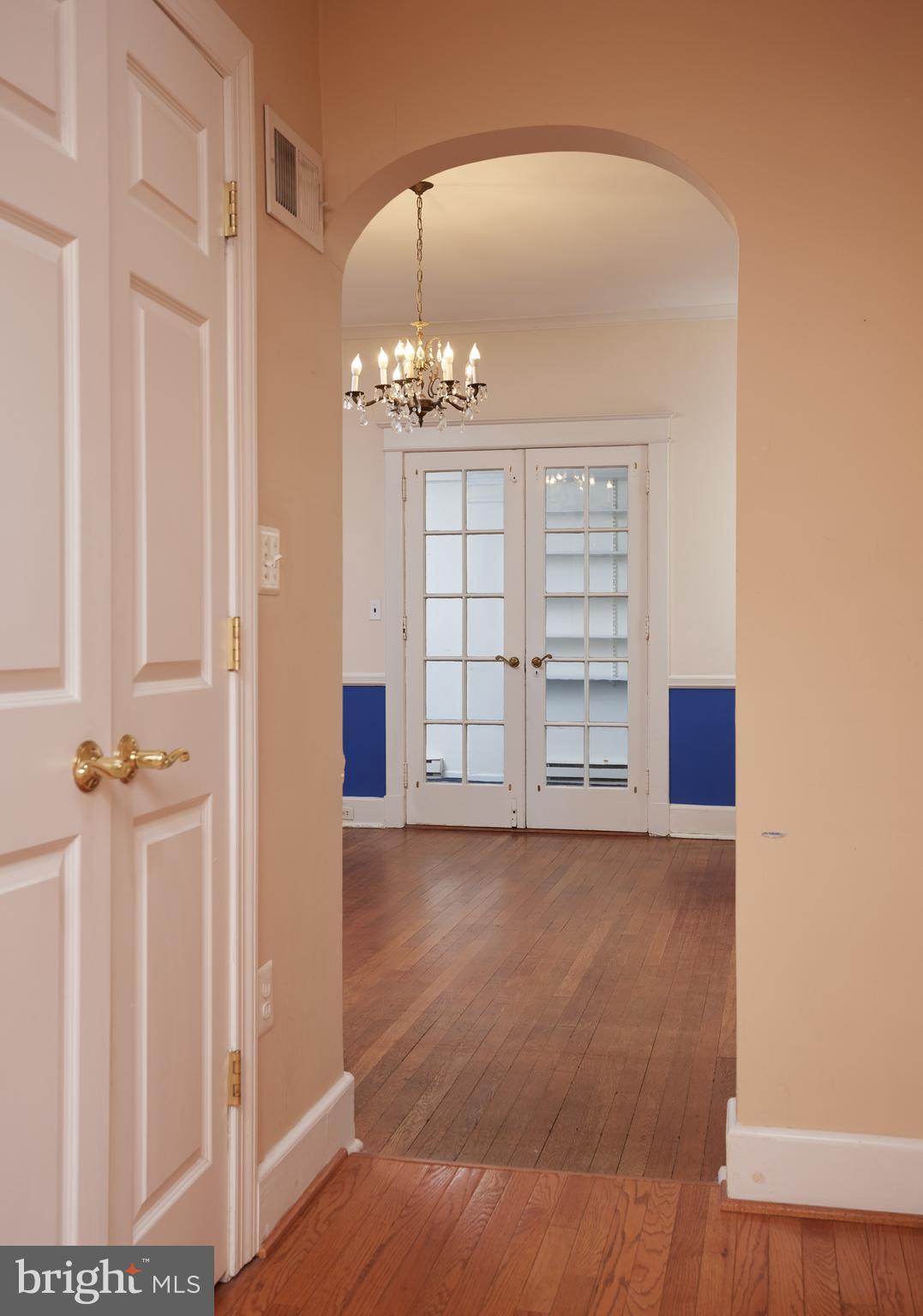 CHEVY CHASE VILLAGE - Residential