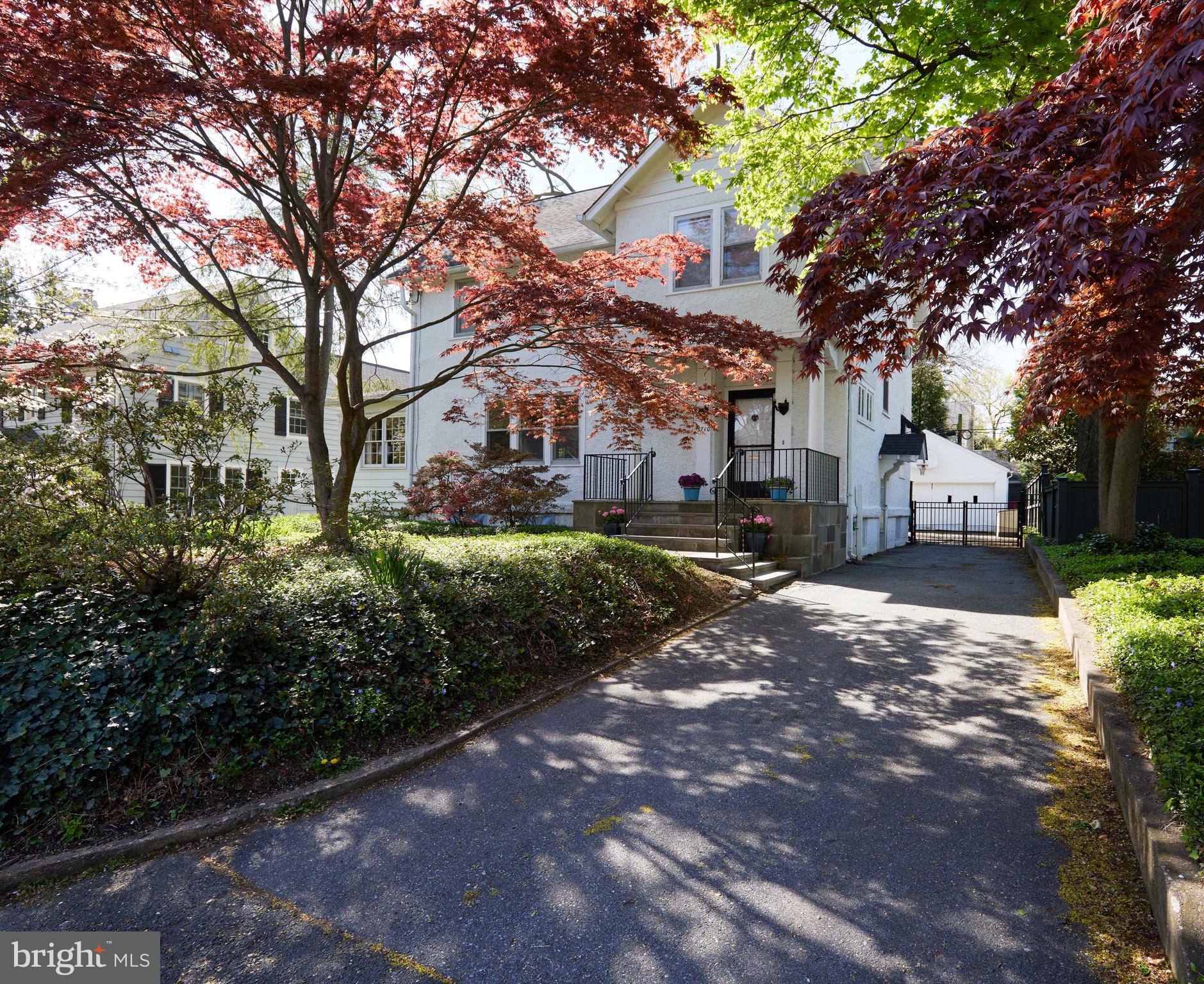 CHEVY CHASE VILLAGE - Residential