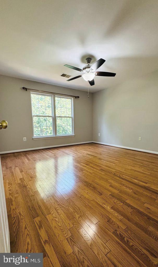 DOMINION STATION - Residential Lease