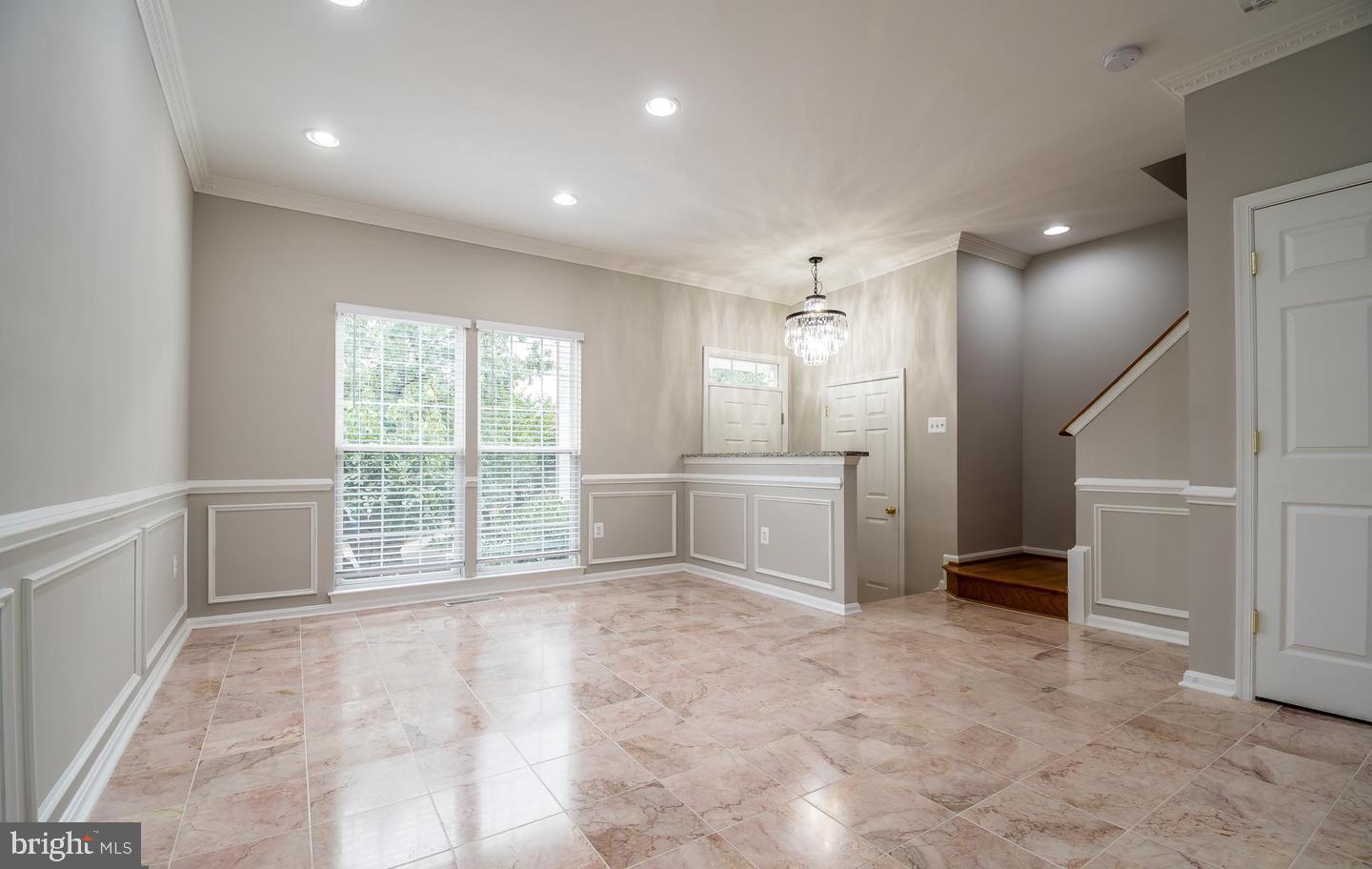 DOMINION STATION - Residential Lease