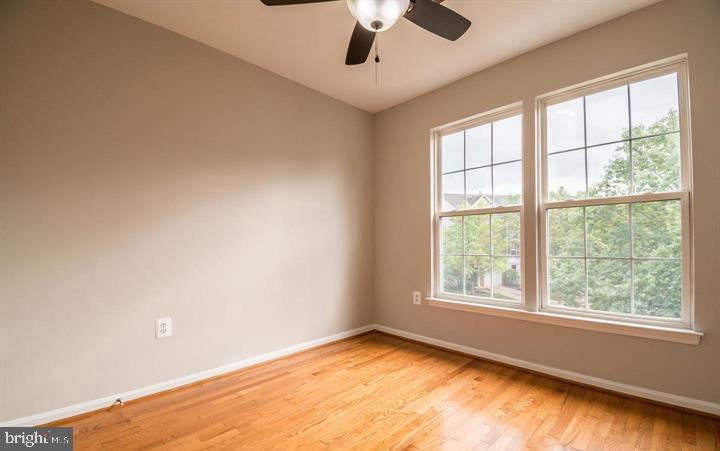 DOMINION STATION - Residential Lease