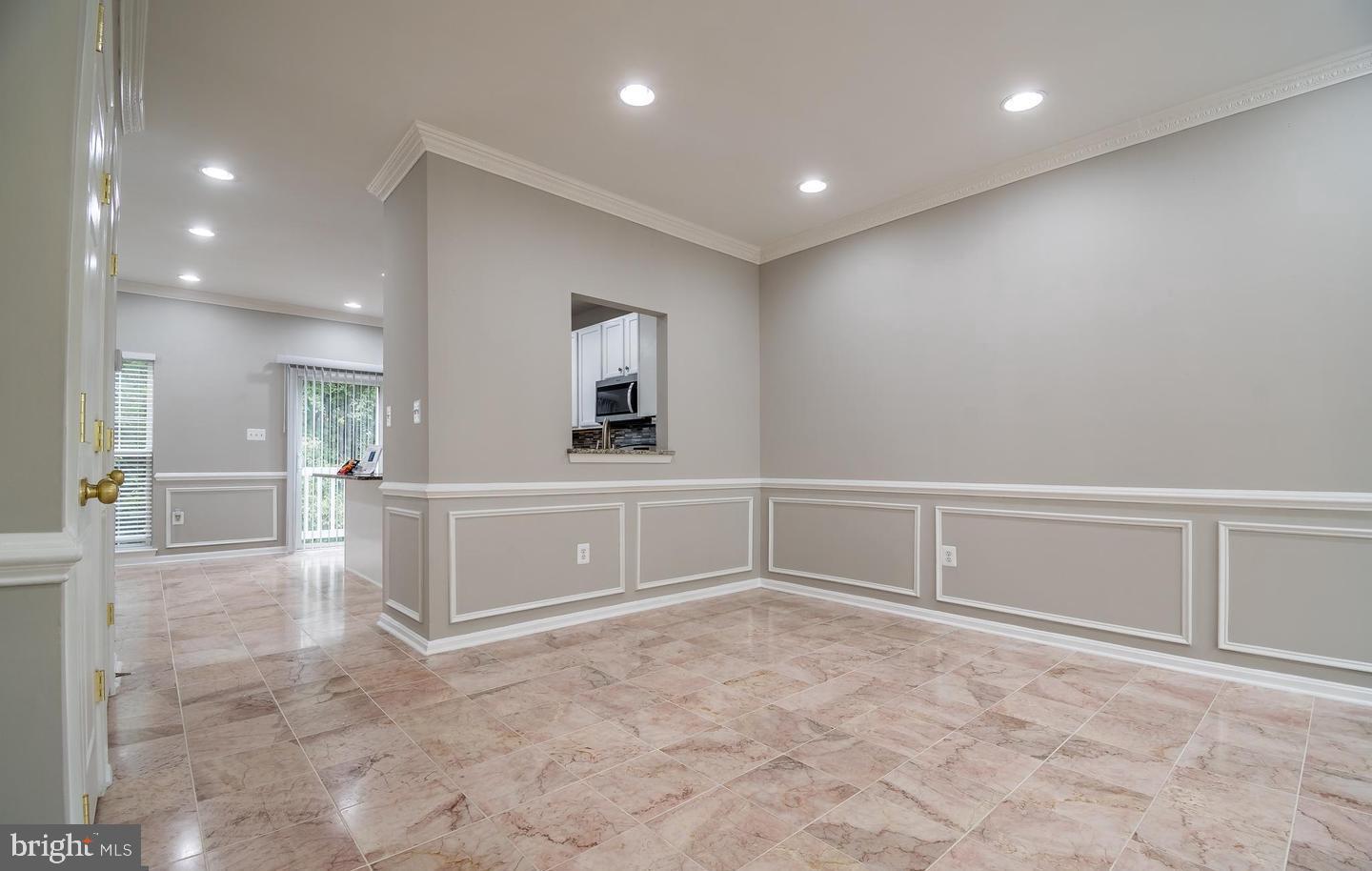 DOMINION STATION - Residential Lease