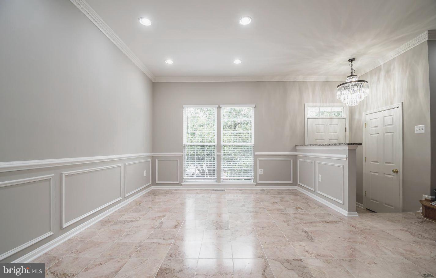 DOMINION STATION - Residential Lease