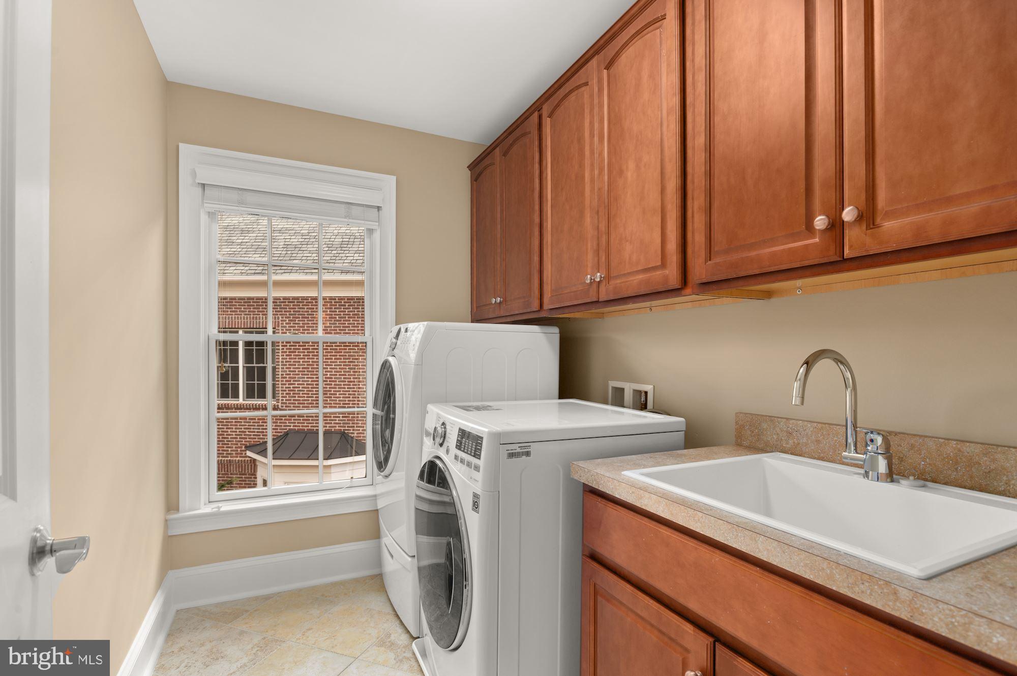 STOCKWELL MANOR - Residential