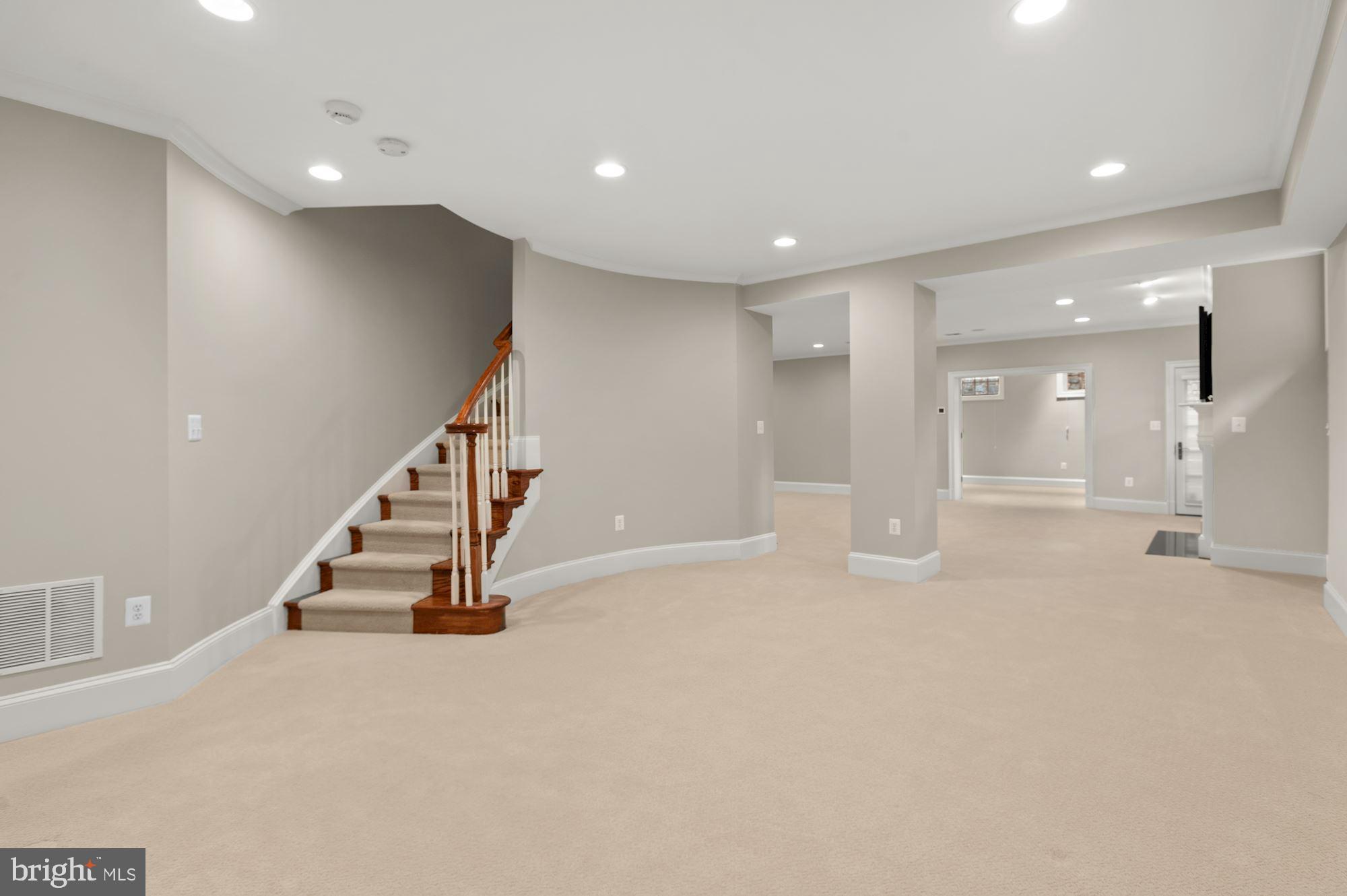 STOCKWELL MANOR - Residential