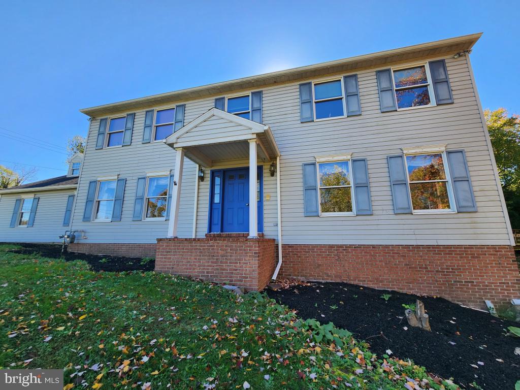 396 WOODLAND AVENUE
