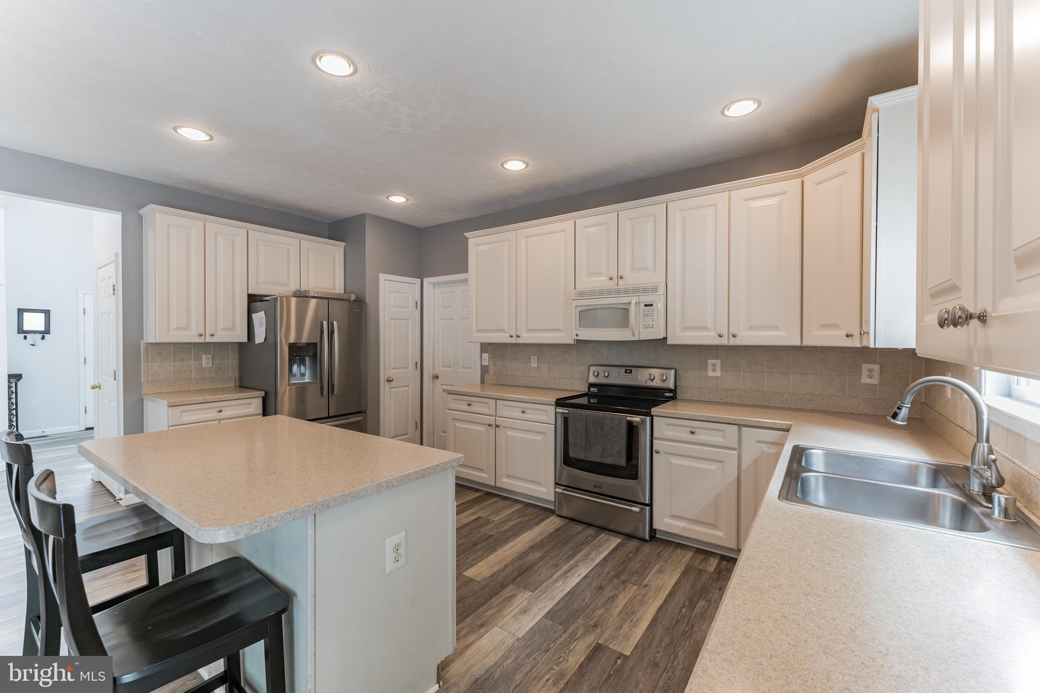 PATRIOTS GLEN - Residential